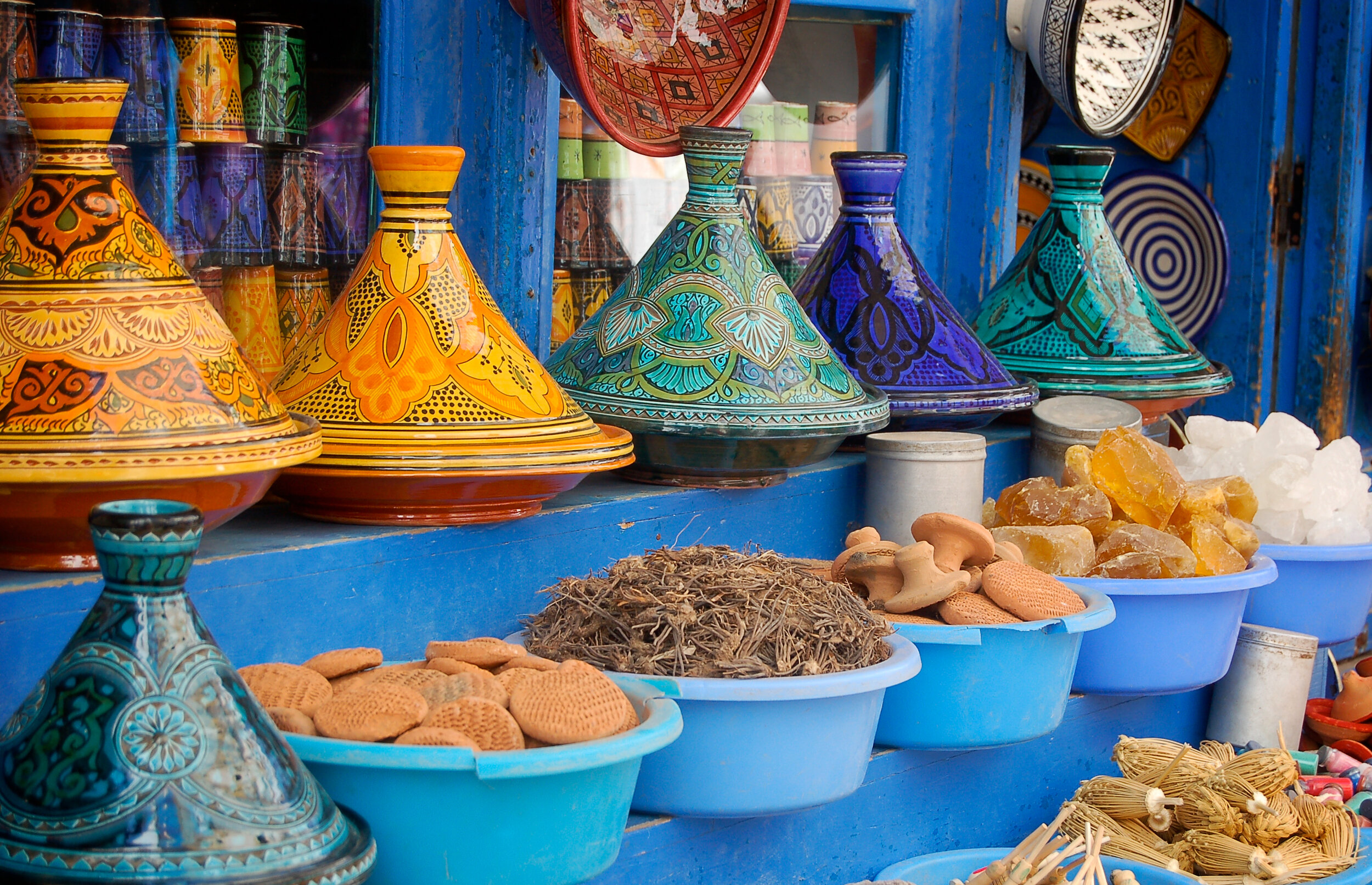  Colorful tagine plates at a souk (store) in Morocco 