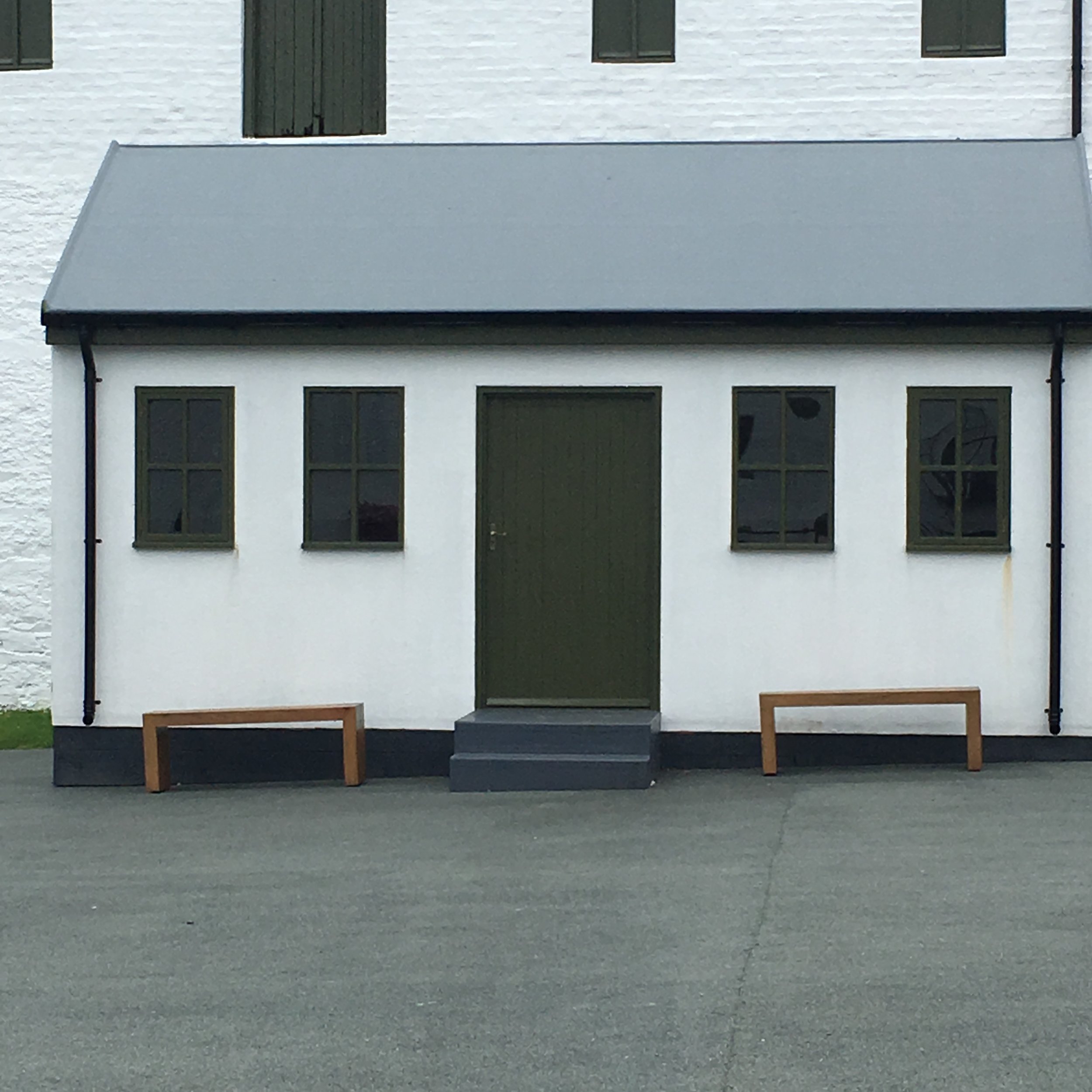 Tasting Hut at Ardbeg Distillery