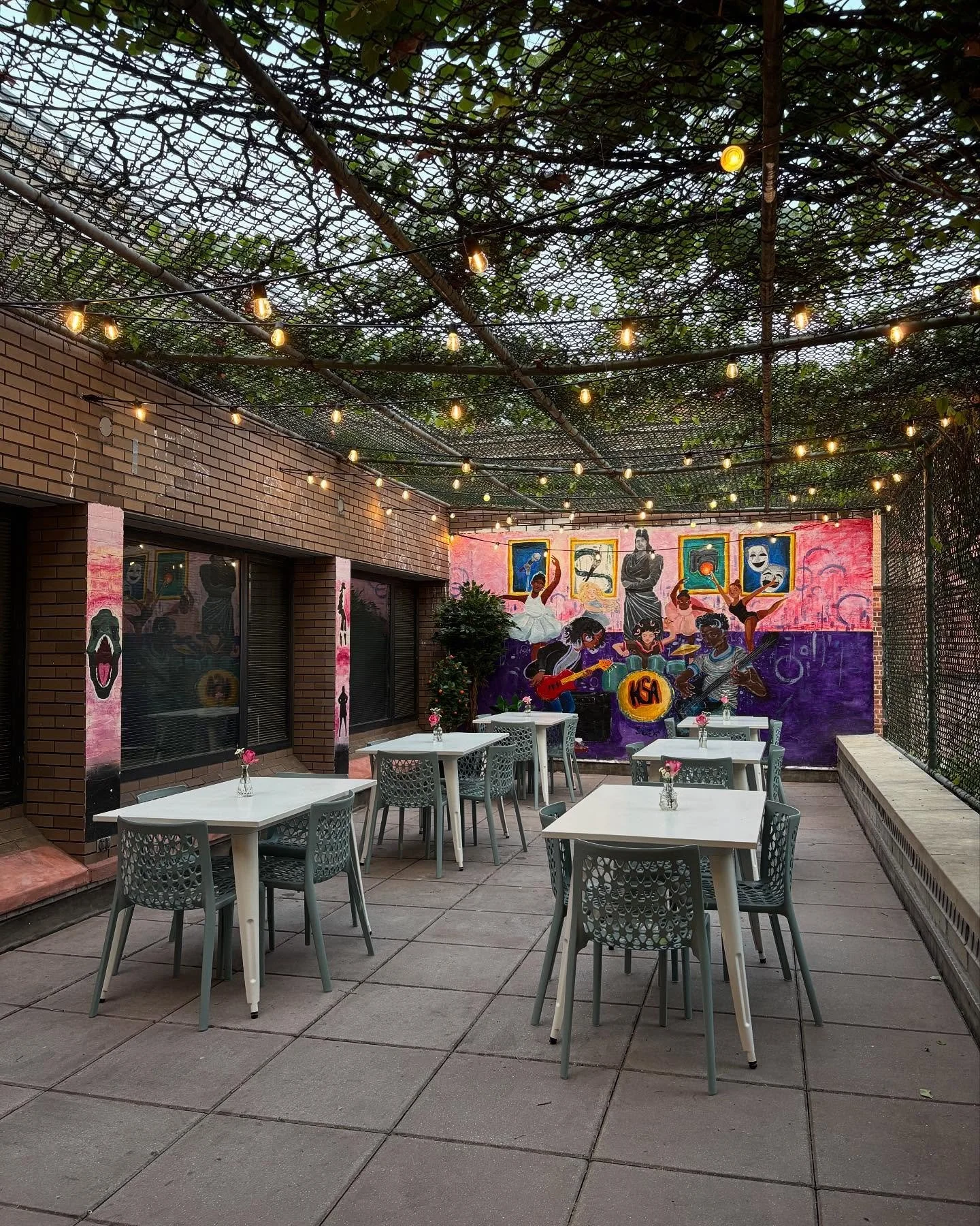 BRIGHT IDEAS • Art classroom exterior for Harlem School of the Arts, made possible thanks to @thenyjl Community Improvement Project Committee