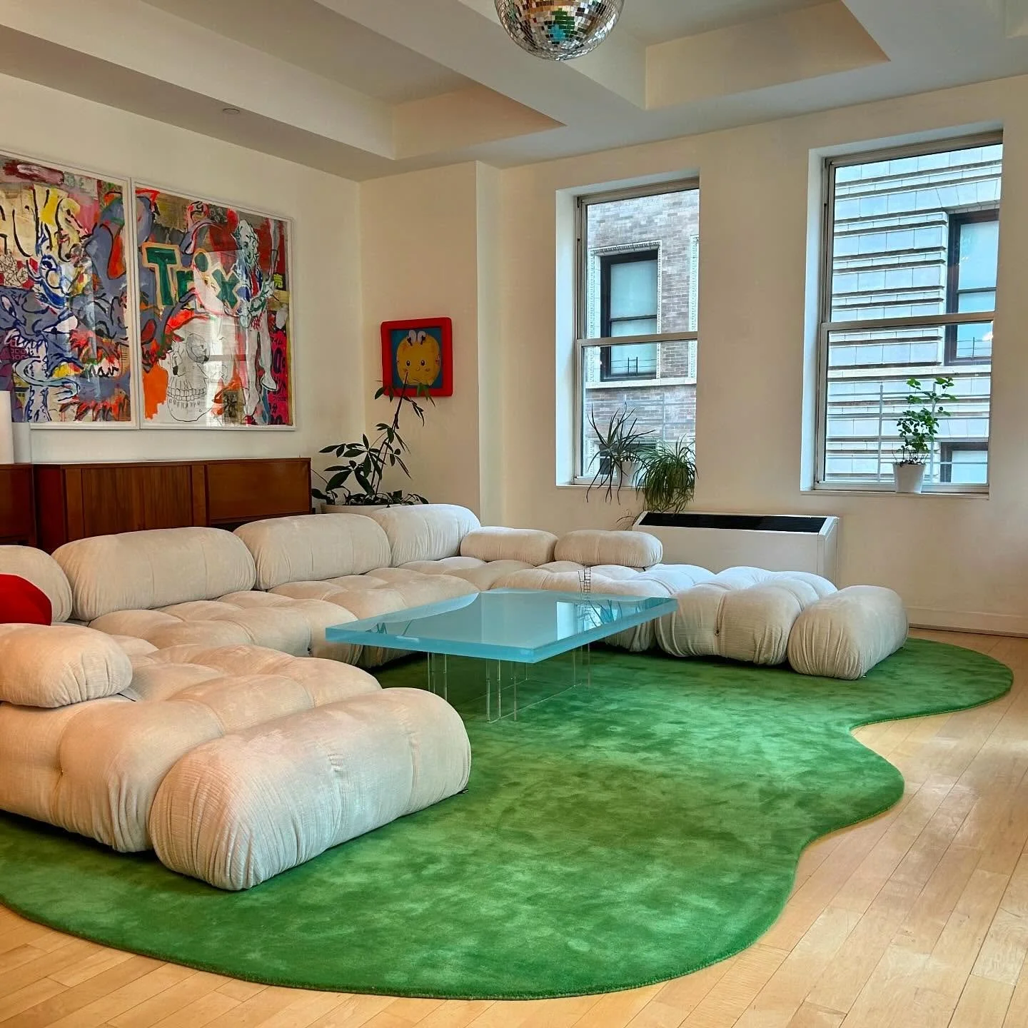 “BIOMORPHIC SURREALISM” • Custom rug, designed by me, in collaboration with @mushstudiosny