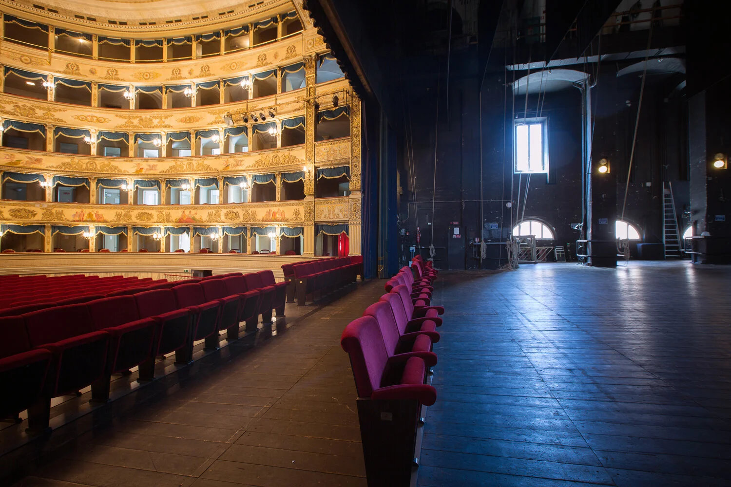 theater-lockdown-02.jpg