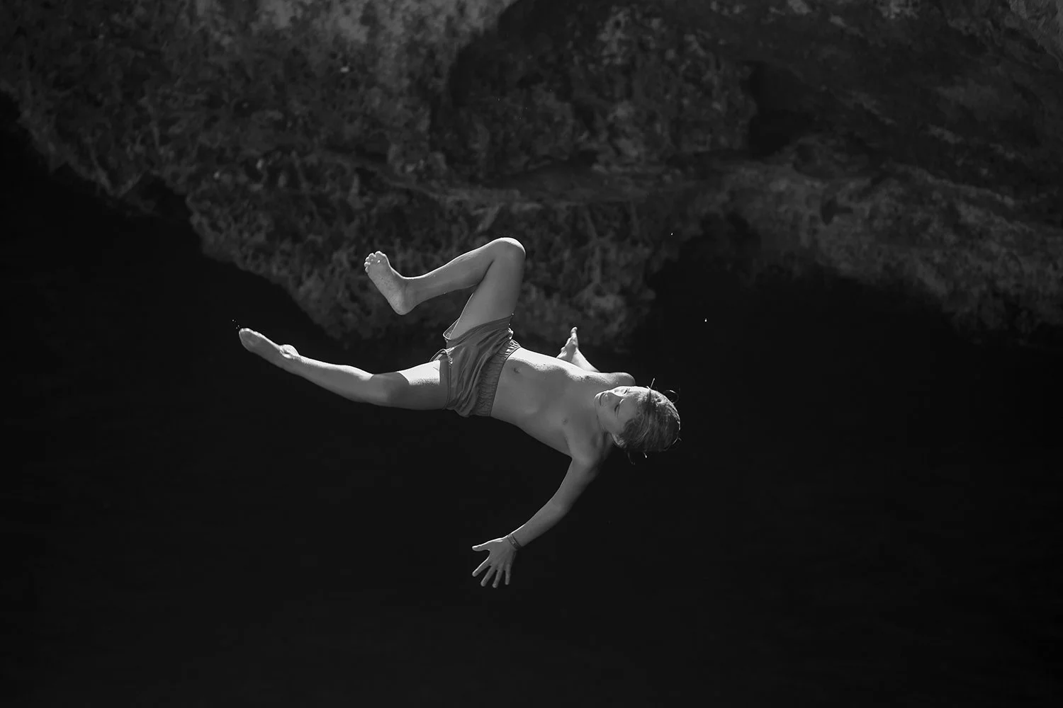 the-art-of-leaping-in-the-dark-01.jpg