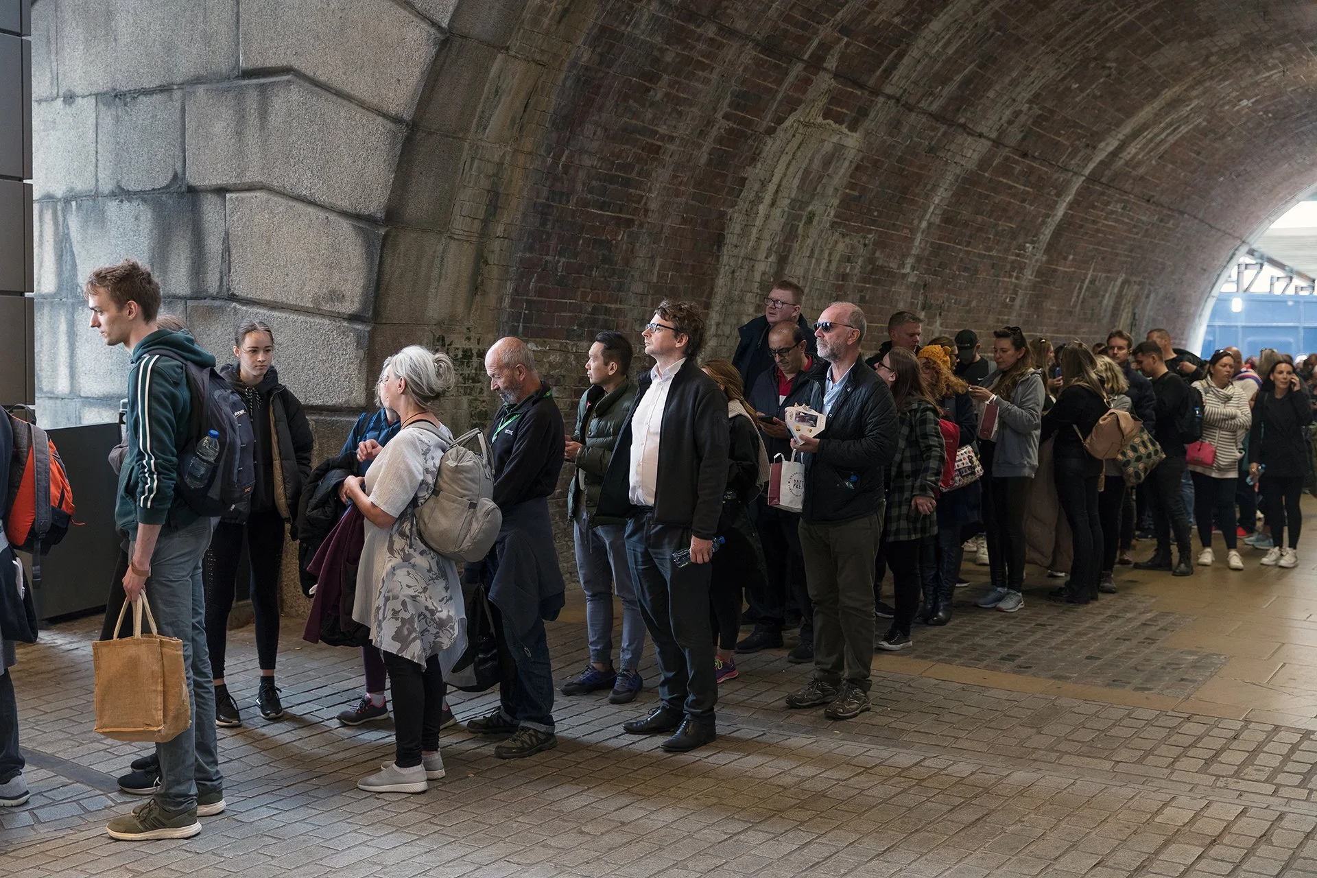 london-bridge-is-down-04.jpg