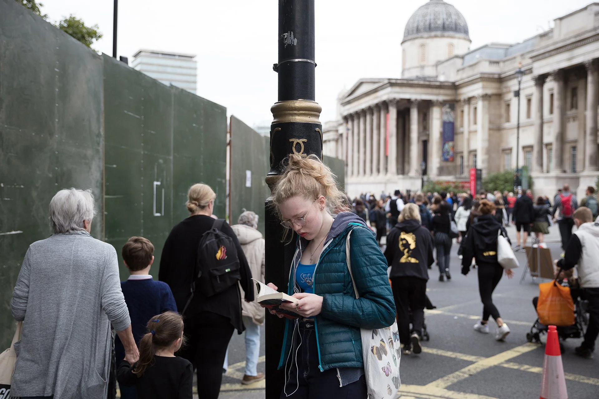 london-bridge-is-down-05.jpg