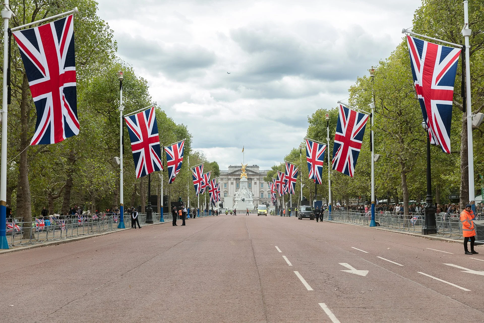 london-bridge-is-down-15.jpg