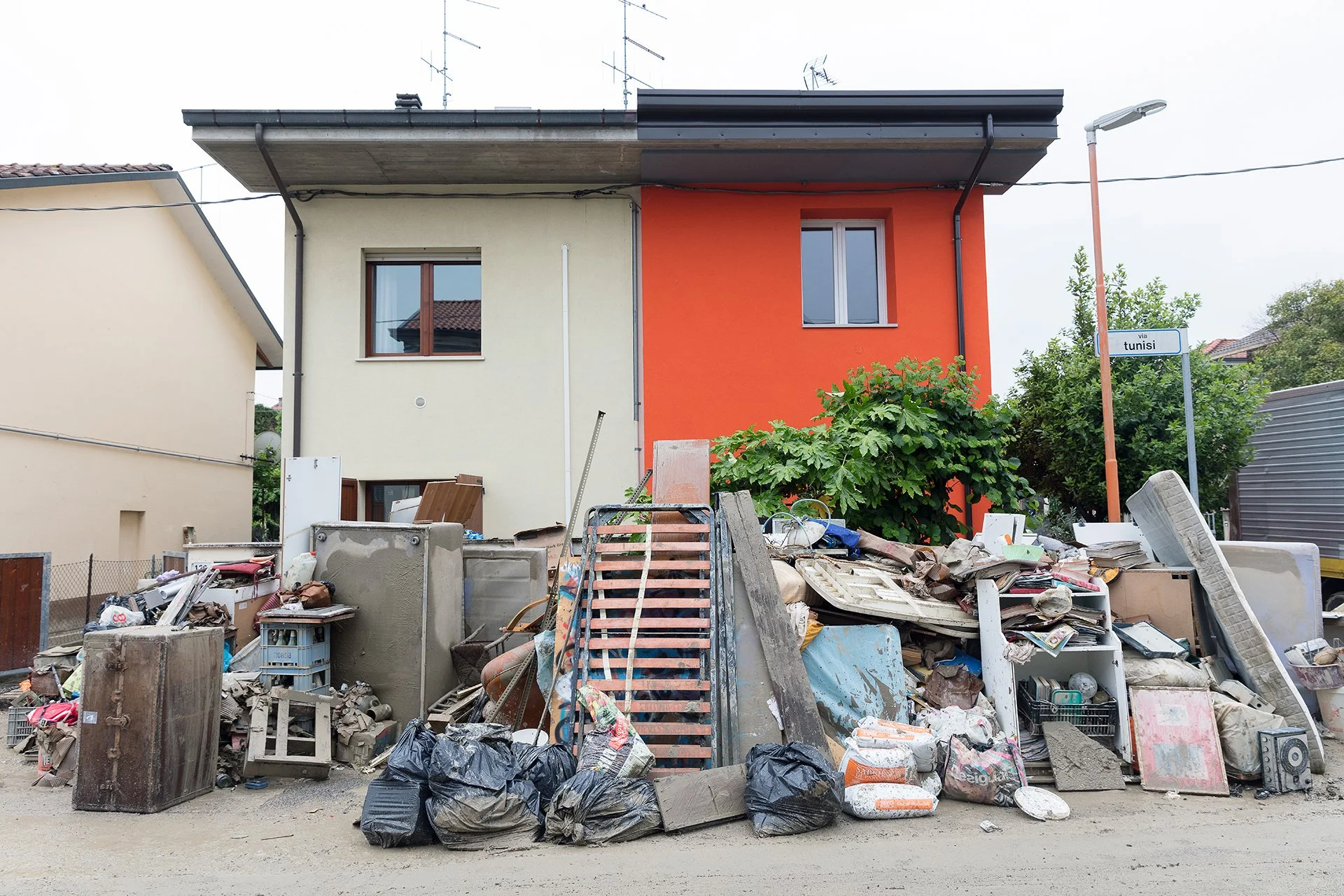 flood_italy_romagna_04.jpg