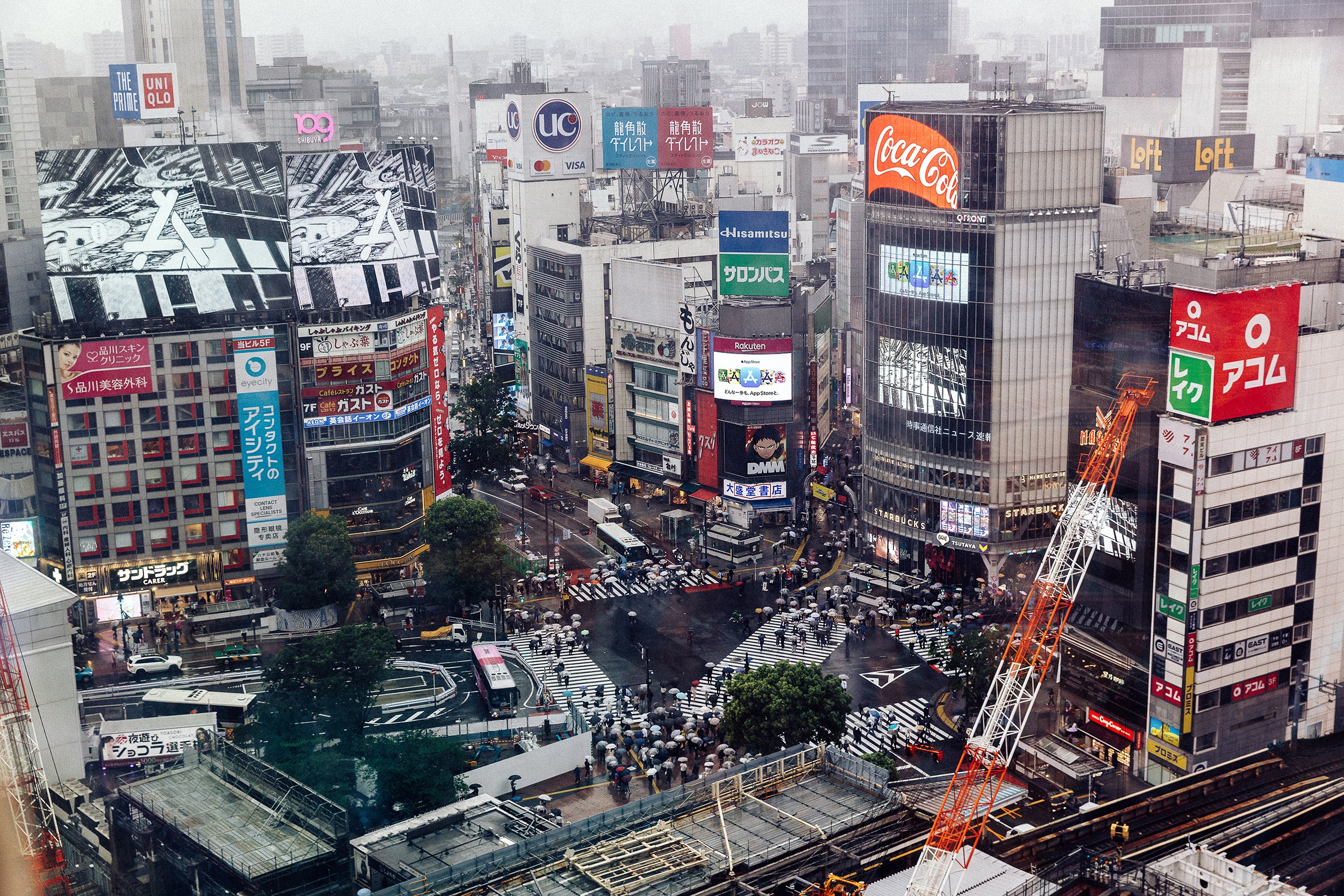 Rainy-Days-in-Shibuya-Japan-01.jpg