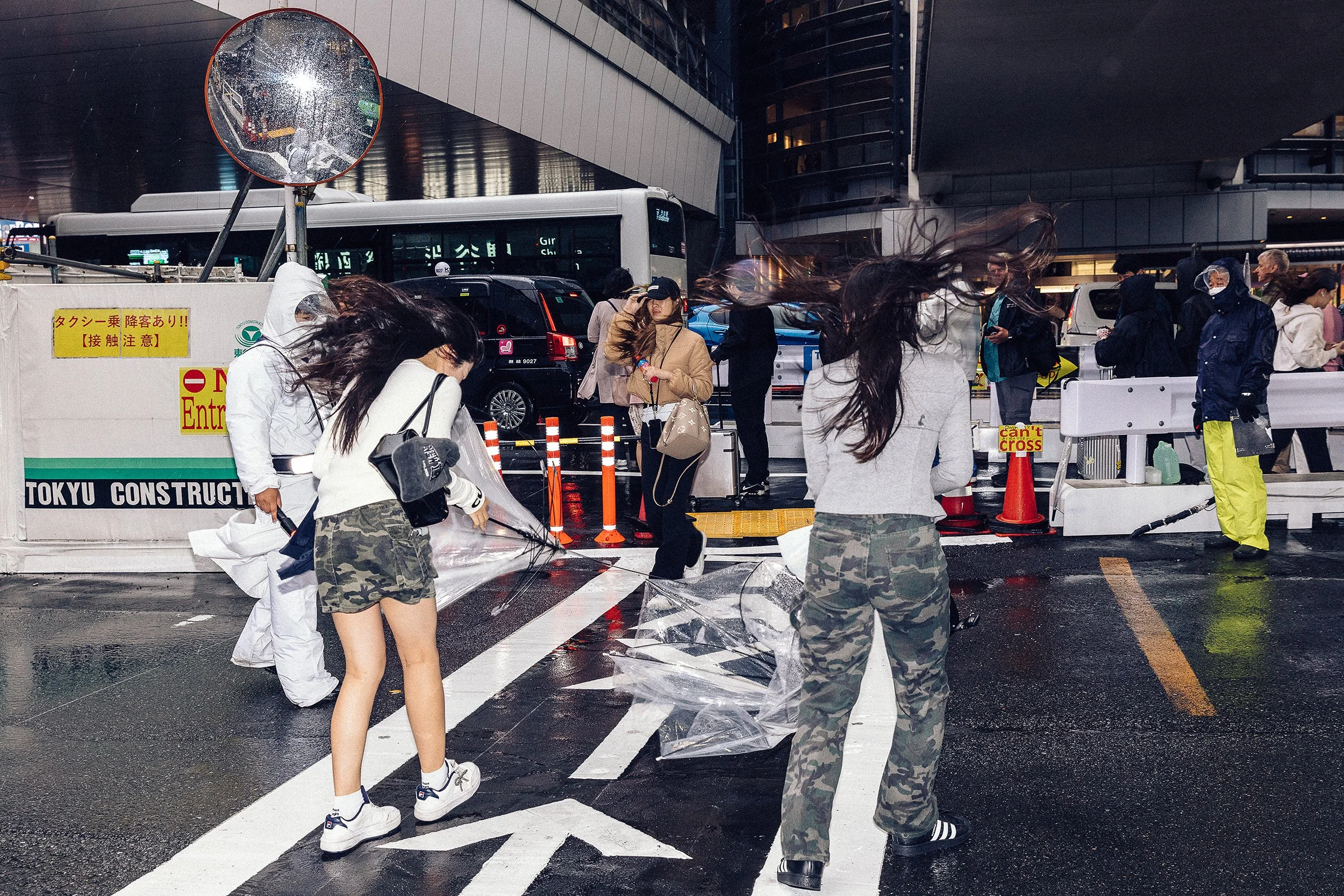 Rainy-Days-in-Shibuya-Japan-03.jpg
