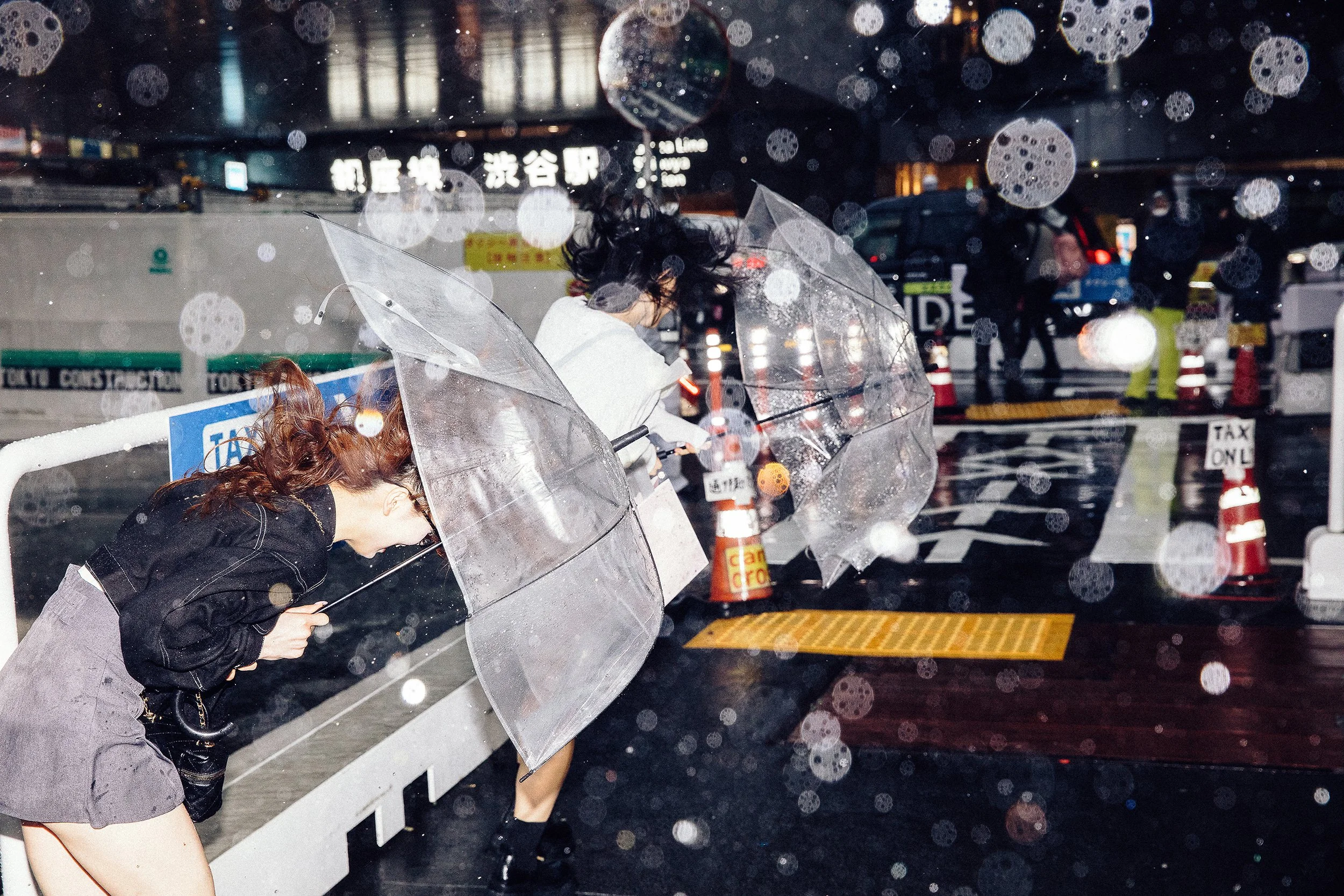 Rainy-Days-in-Shibuya-Japan-07.jpg