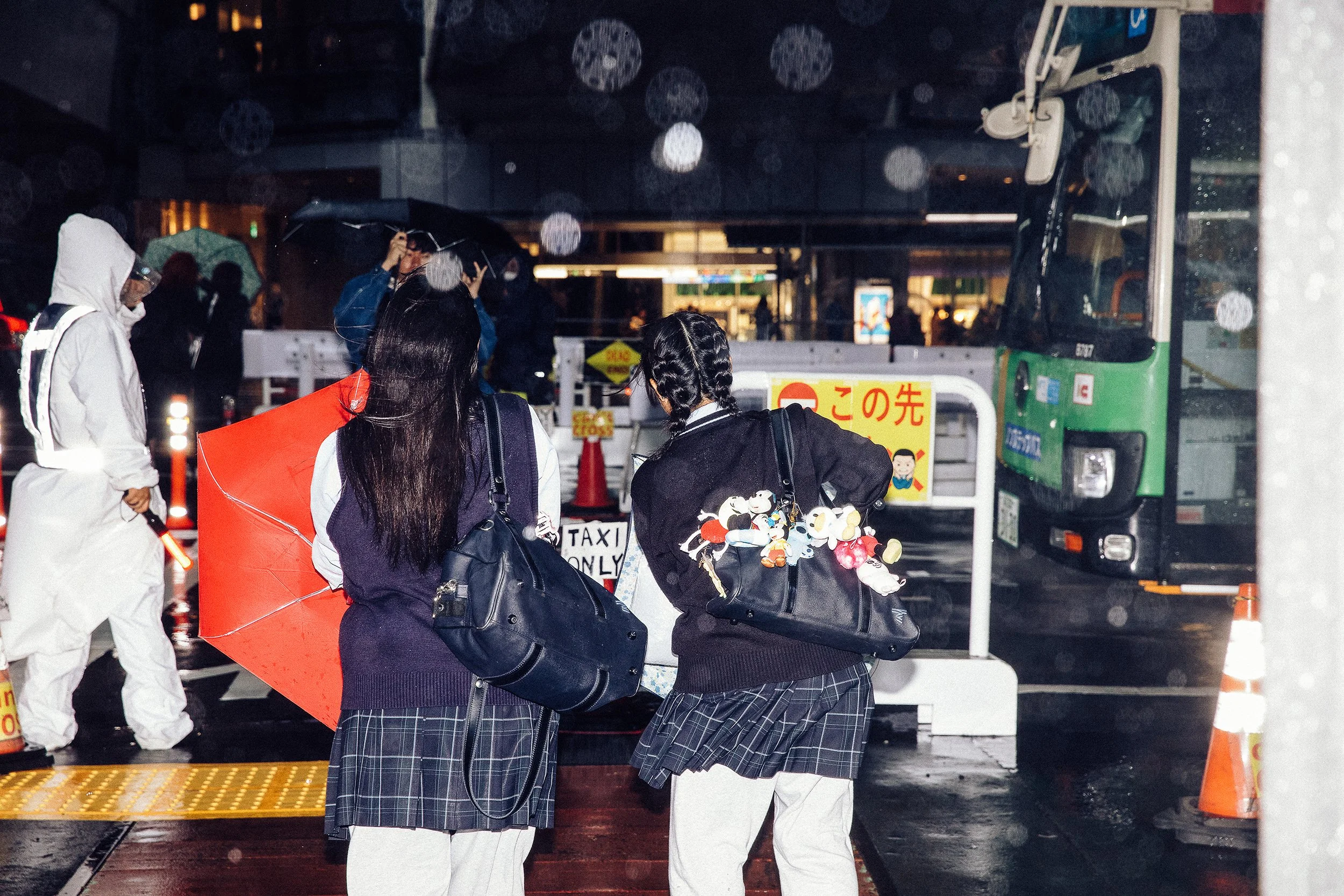 Rainy-Days-in-Shibuya-Japan-09.jpg