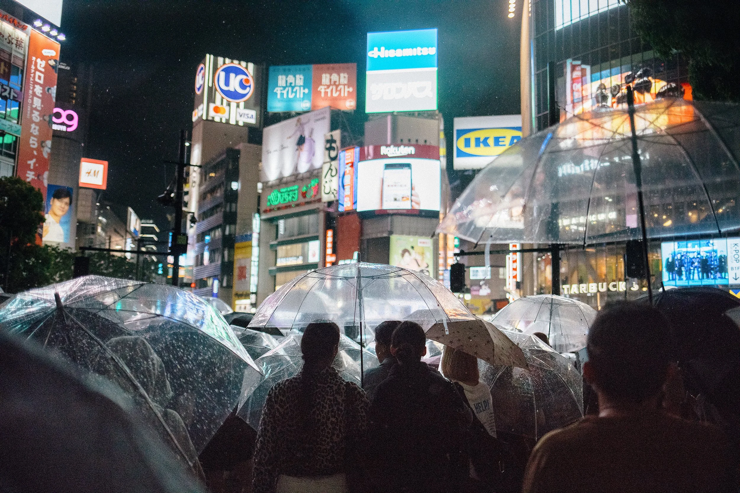 Rainy-Days-in-Shibuya-Japan-14.jpg