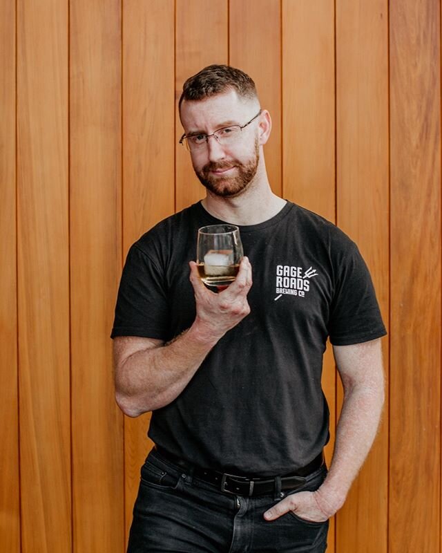 Hi Friends 👋  This is Chris from Small's Bar

The Pistolero Cocktail is everything Chris loves about Winter, all wrapped up in a glass. Dark chocolate, smoked cinnamon and wood smoke - featuring Upshot Whiskey. 😍

Upshot whiskey is made with 100% W