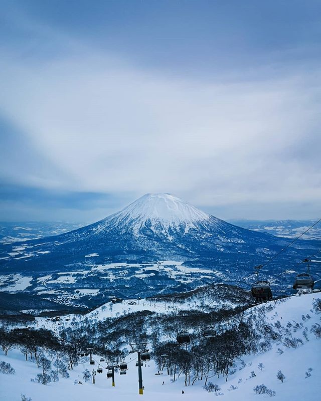 Not a bad view of Mt Yōtei from Niseko. .
.
.
.
.
#niseko #mtyotei #weareexplorers #amazingview #explorejapan #adventureawaits #getoutside