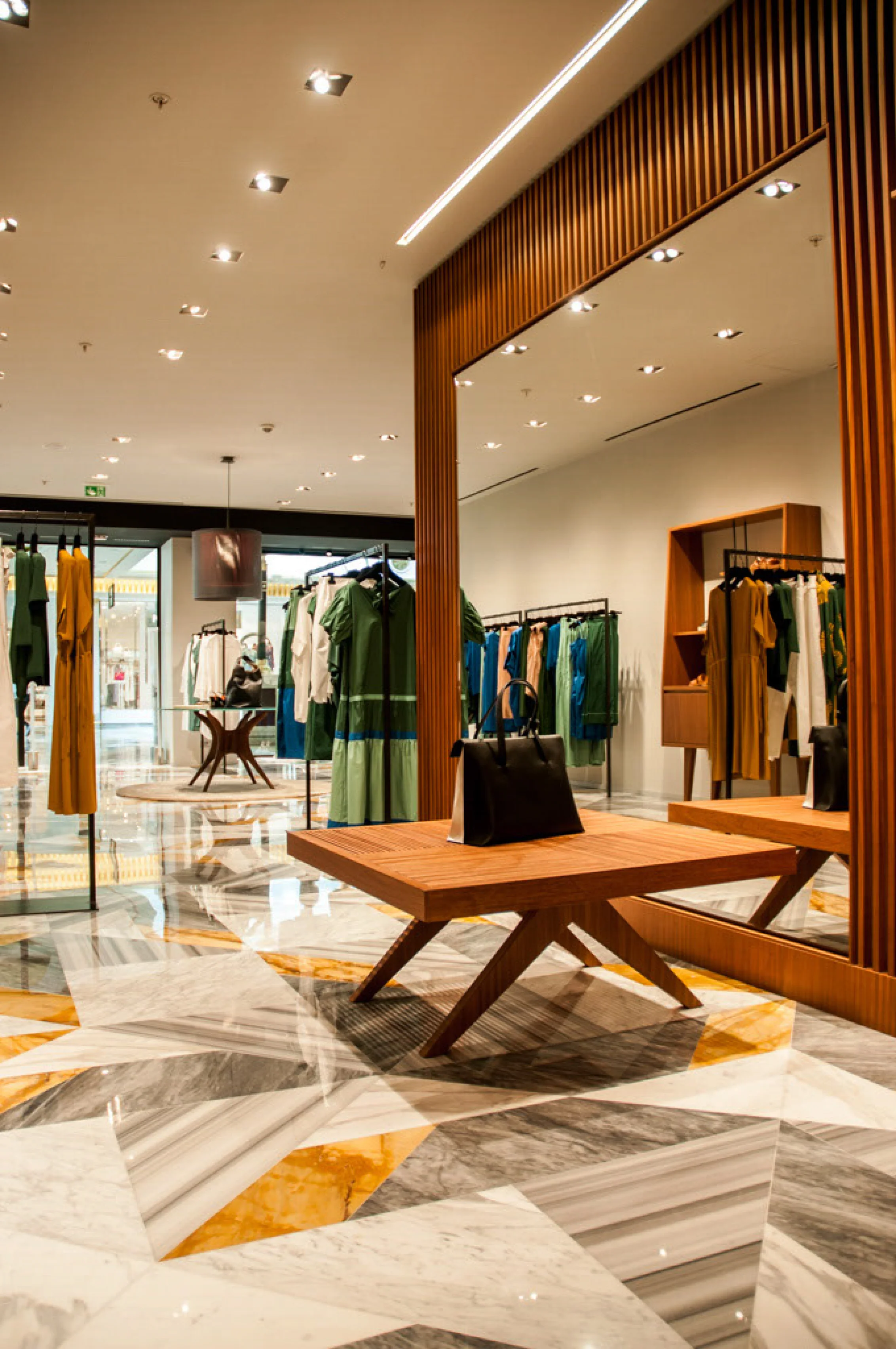 specchio e  2.jpg