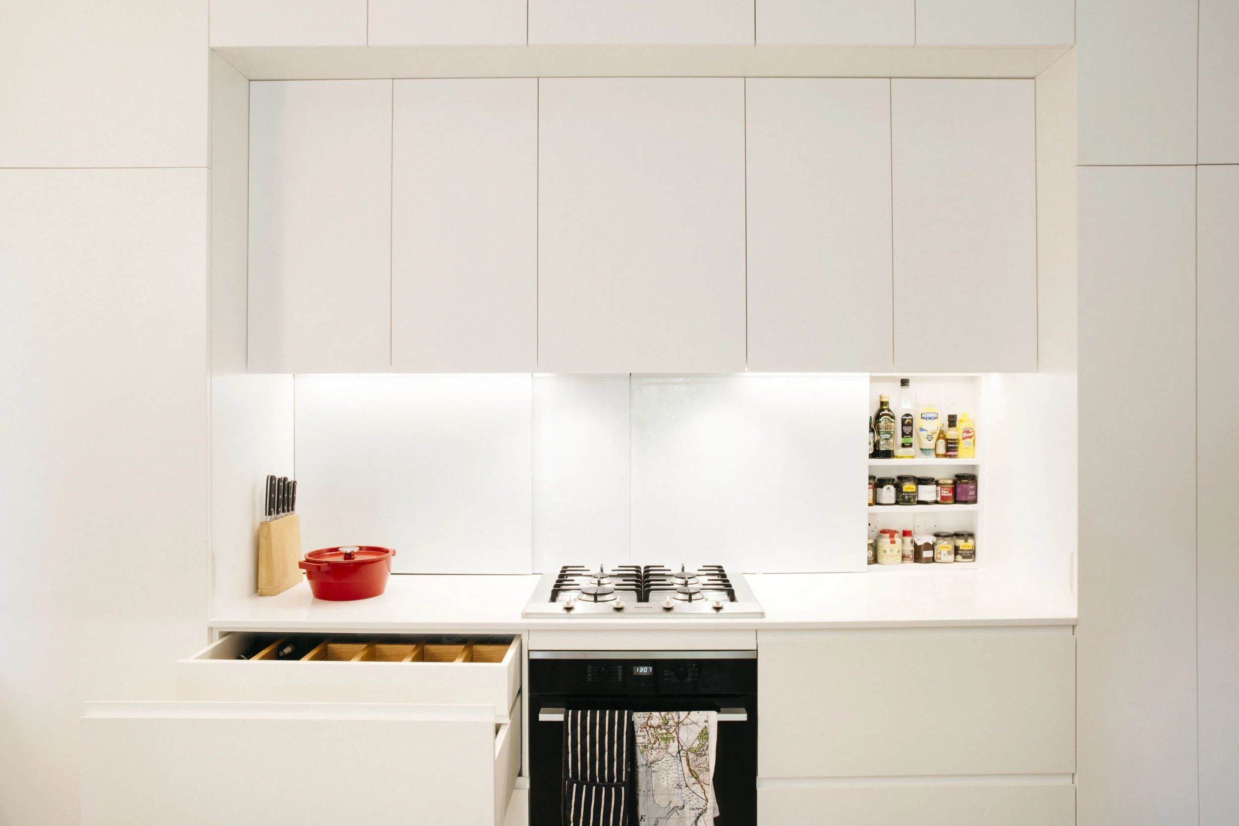 kitchen cupboards3.jpg