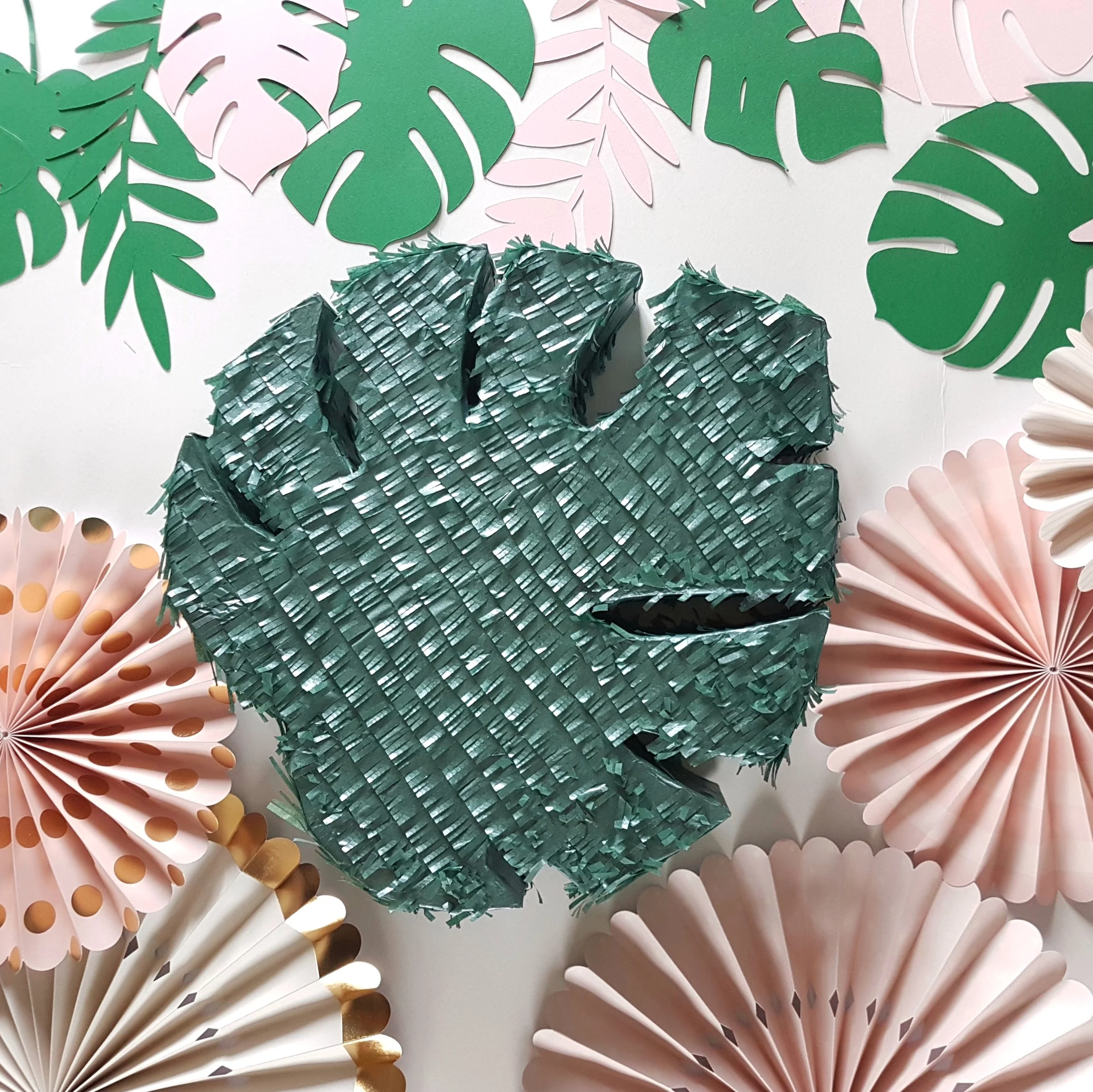Monstera Leaf Piñata
