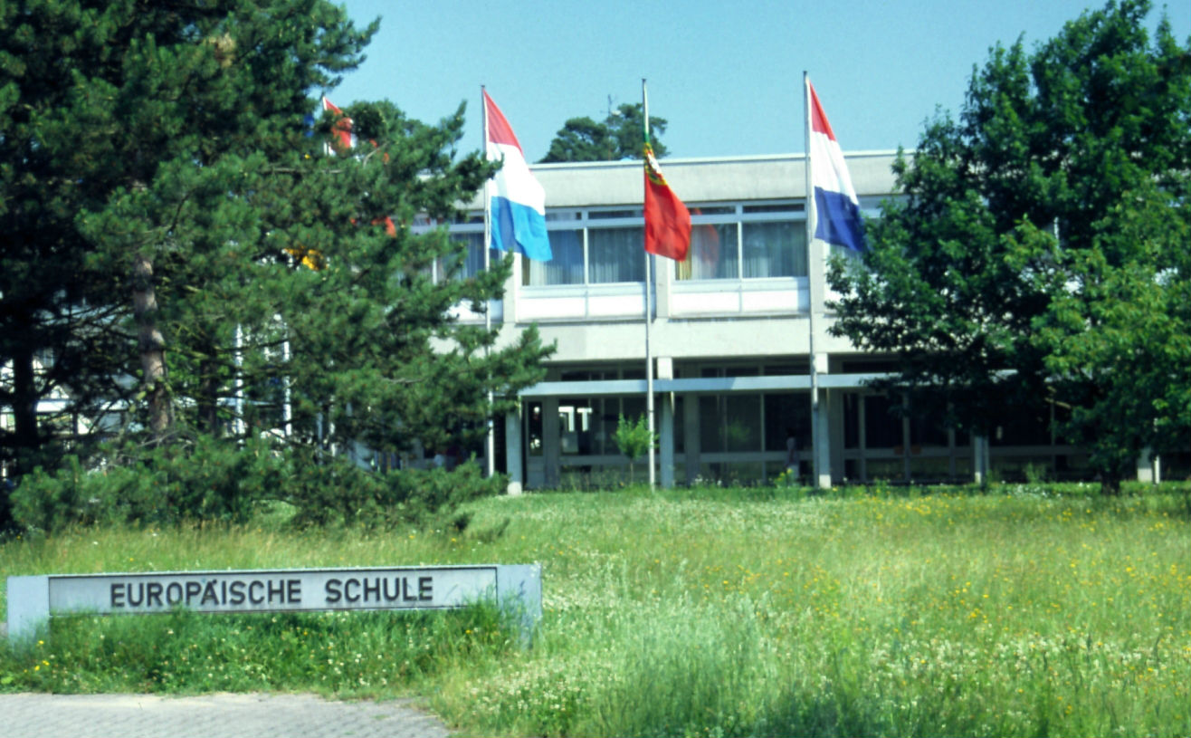 1994  European School, Karlsruhe, Germany