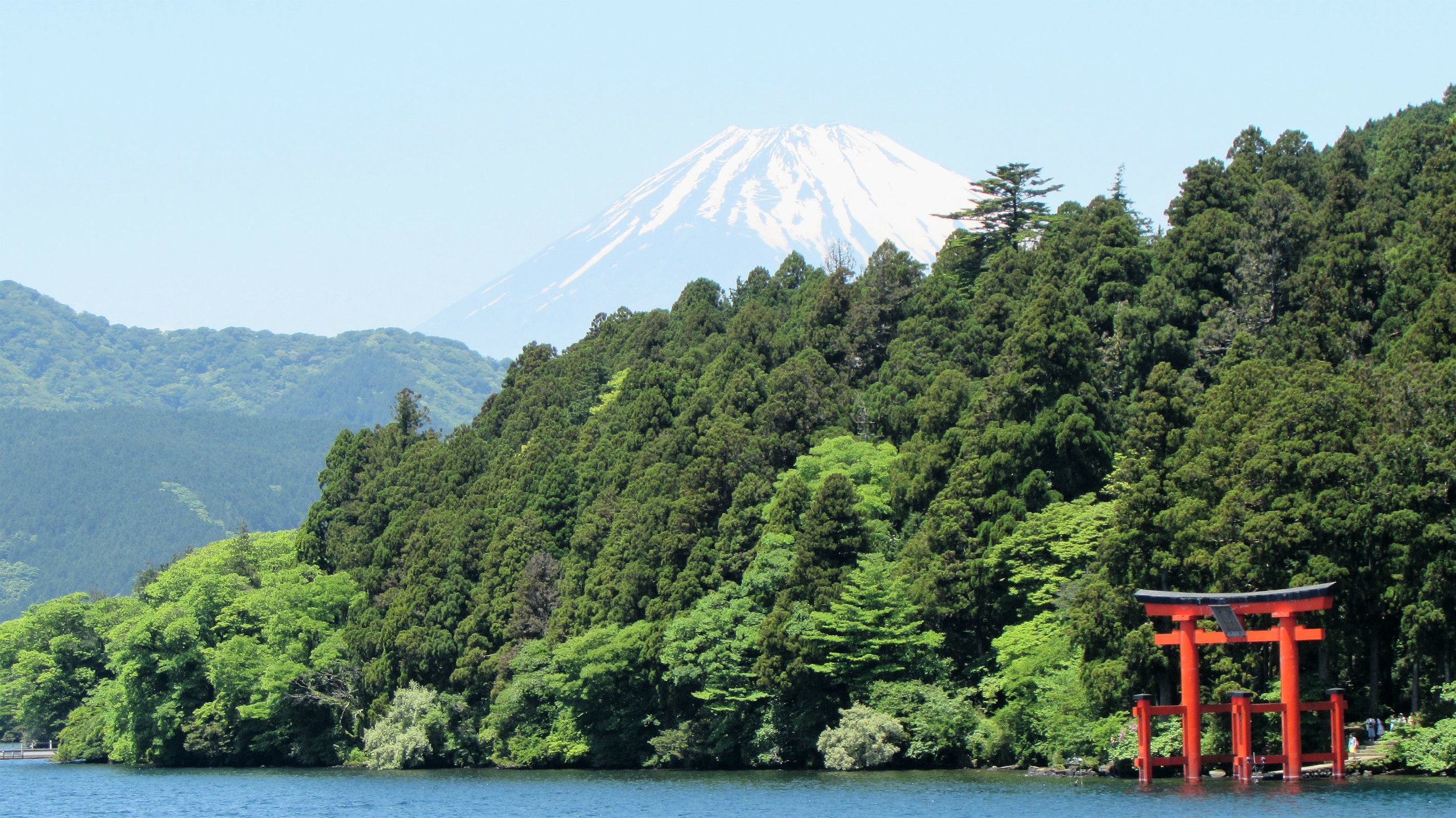Lake Ashi with view of Mt. Fuji