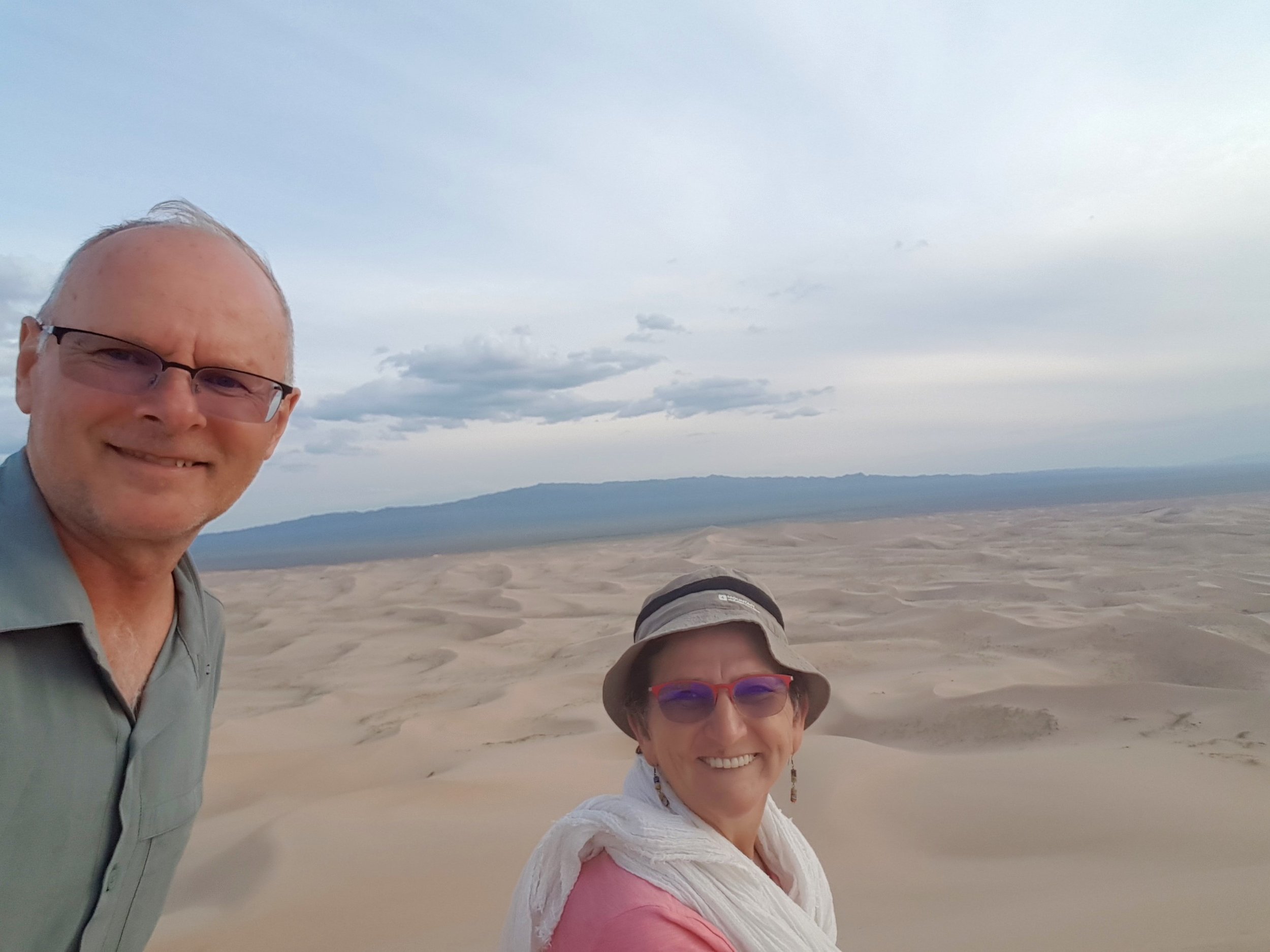 On top of the Khongoryn Els sand dunes