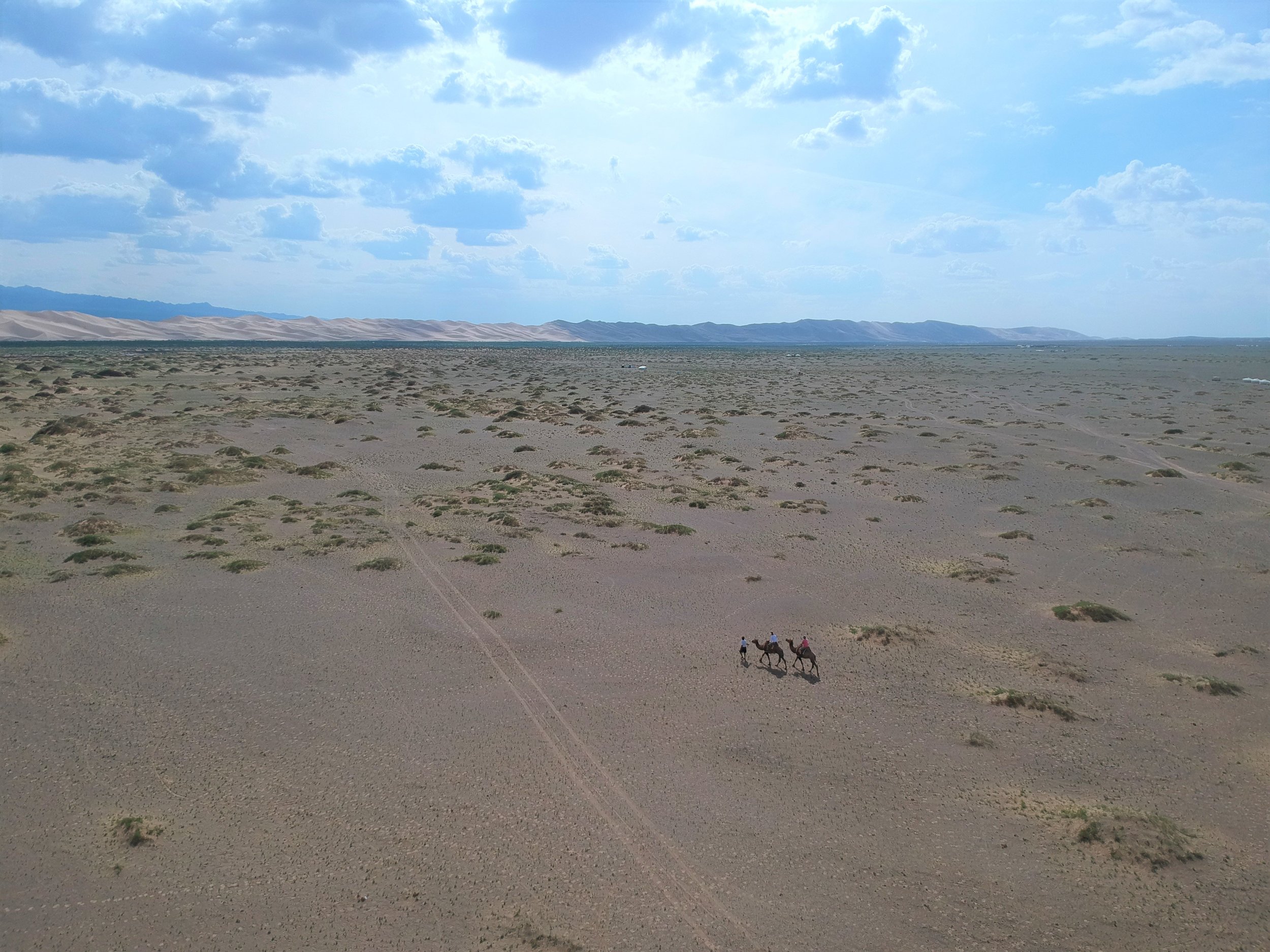 Pamela and Francien riding camels (photo taken with my drone). The sense of space was immense