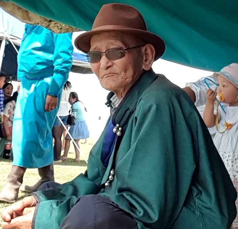 He offered me his snuff bottle, welcoming me to the Naadam festival