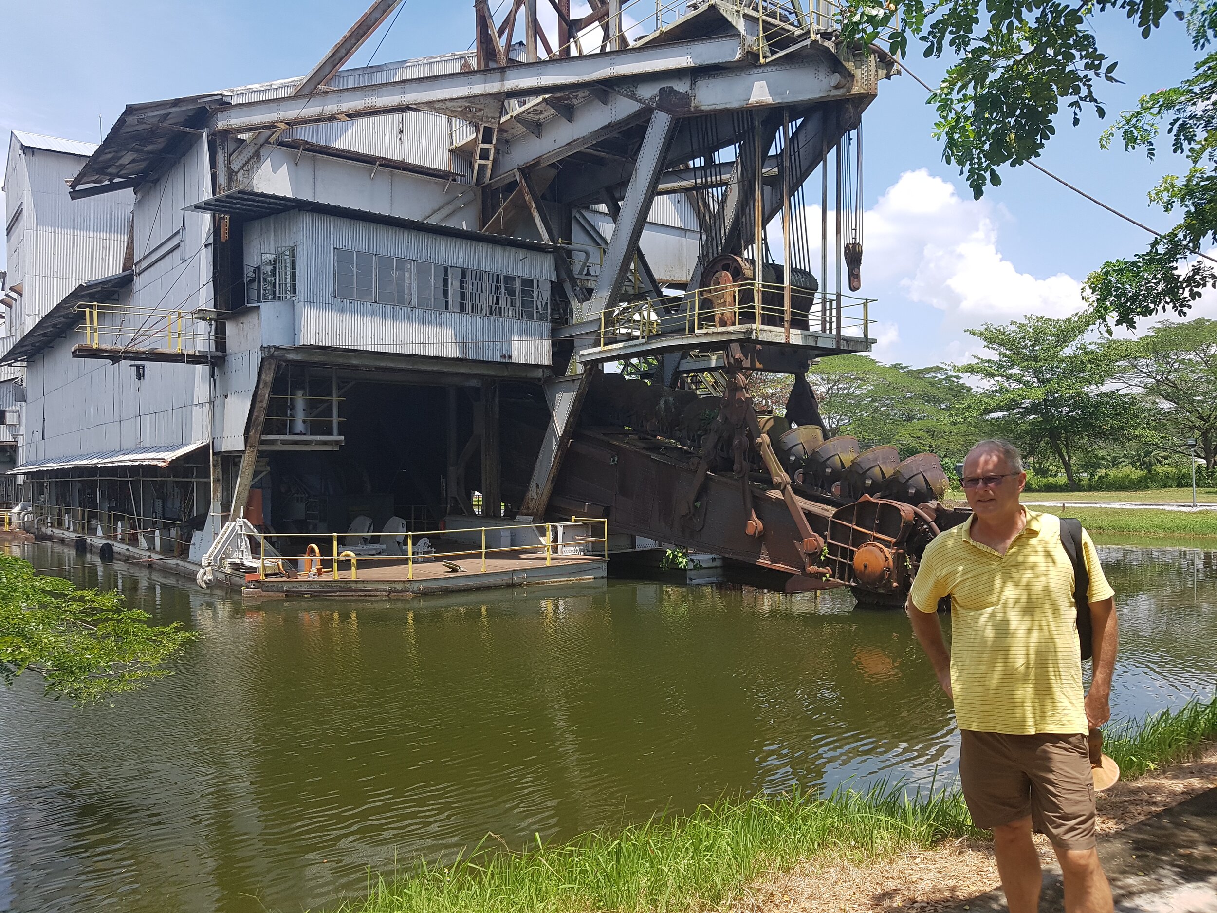 Old tin-dredge