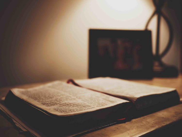 Bible photo