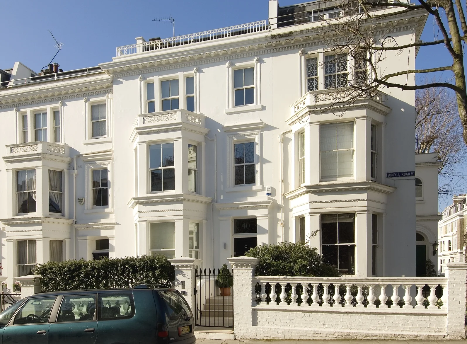 Copy of 40 Argyll Road ext 1 HR.JPG