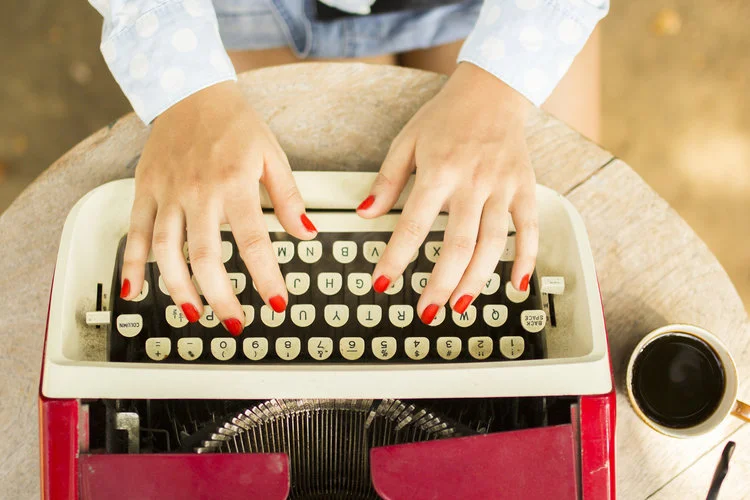 typewriter.jpg