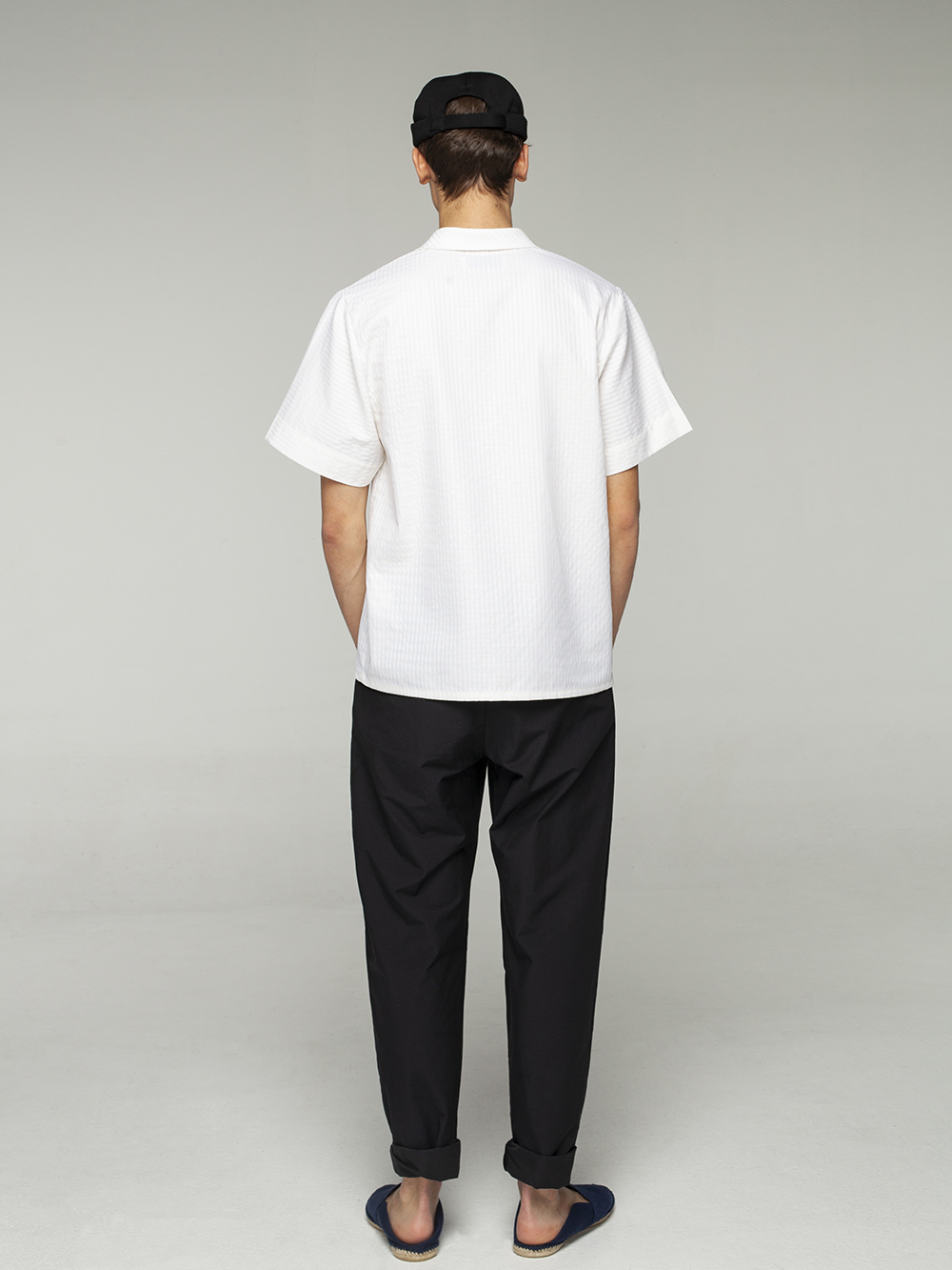 texture polo shirt back