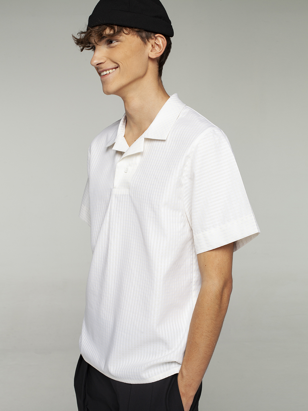 texture polo shirt detail