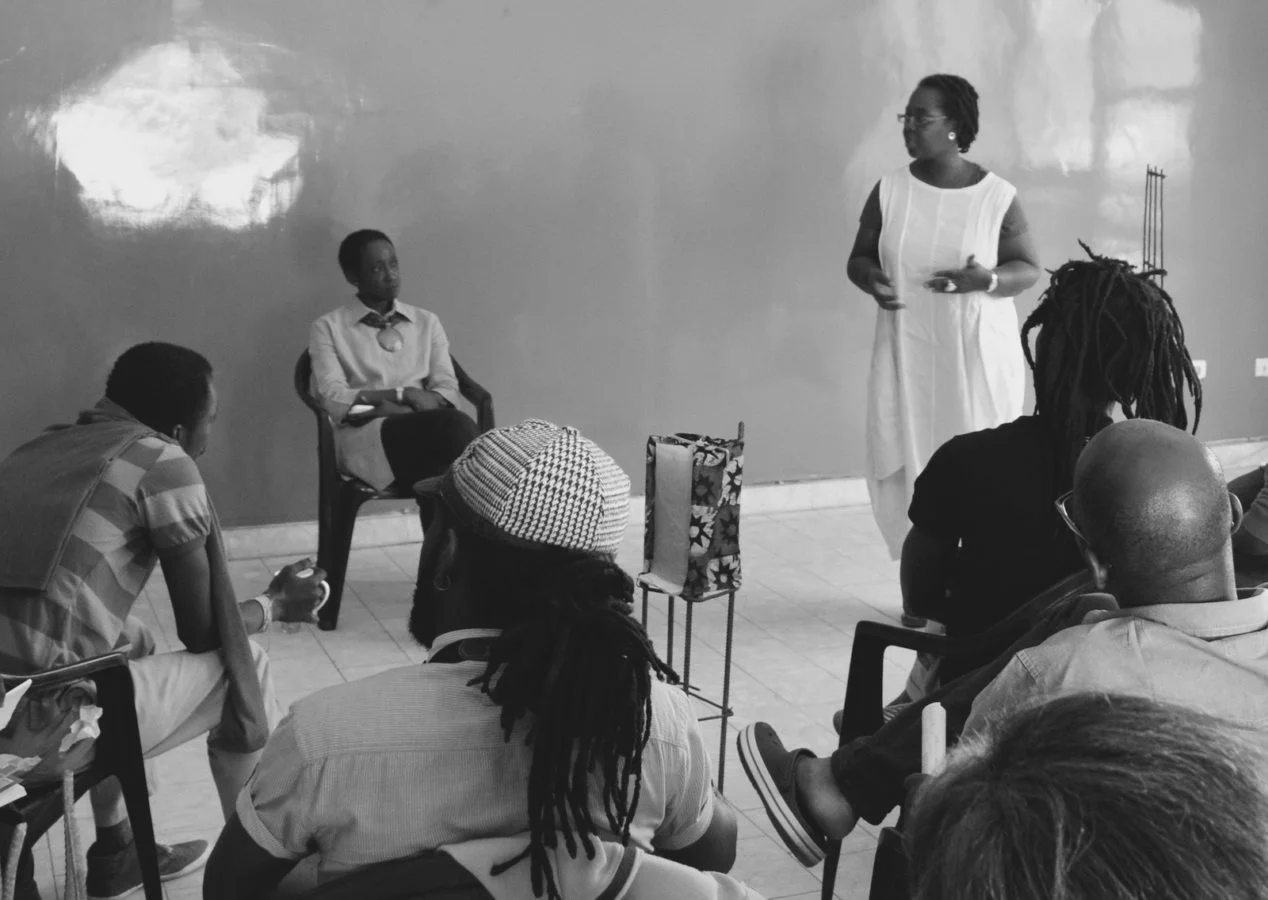 Participants of Àsìkò Art School with Bisi Silva, 2014. Ph: Erin Rice.