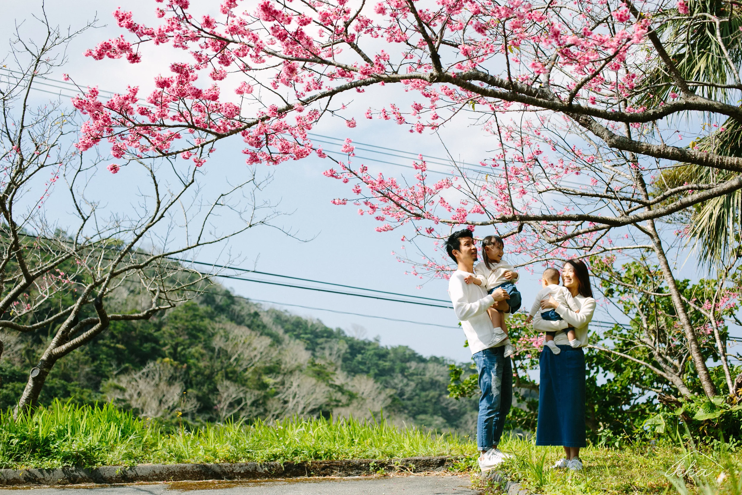 沖縄桜ファミリーフォト-1.jpg