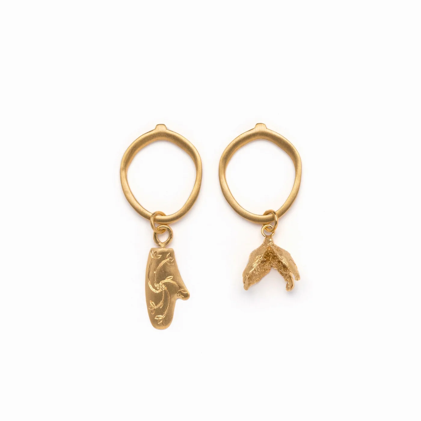 ju-earrings-stella-goldplated-p-1400px.jpg