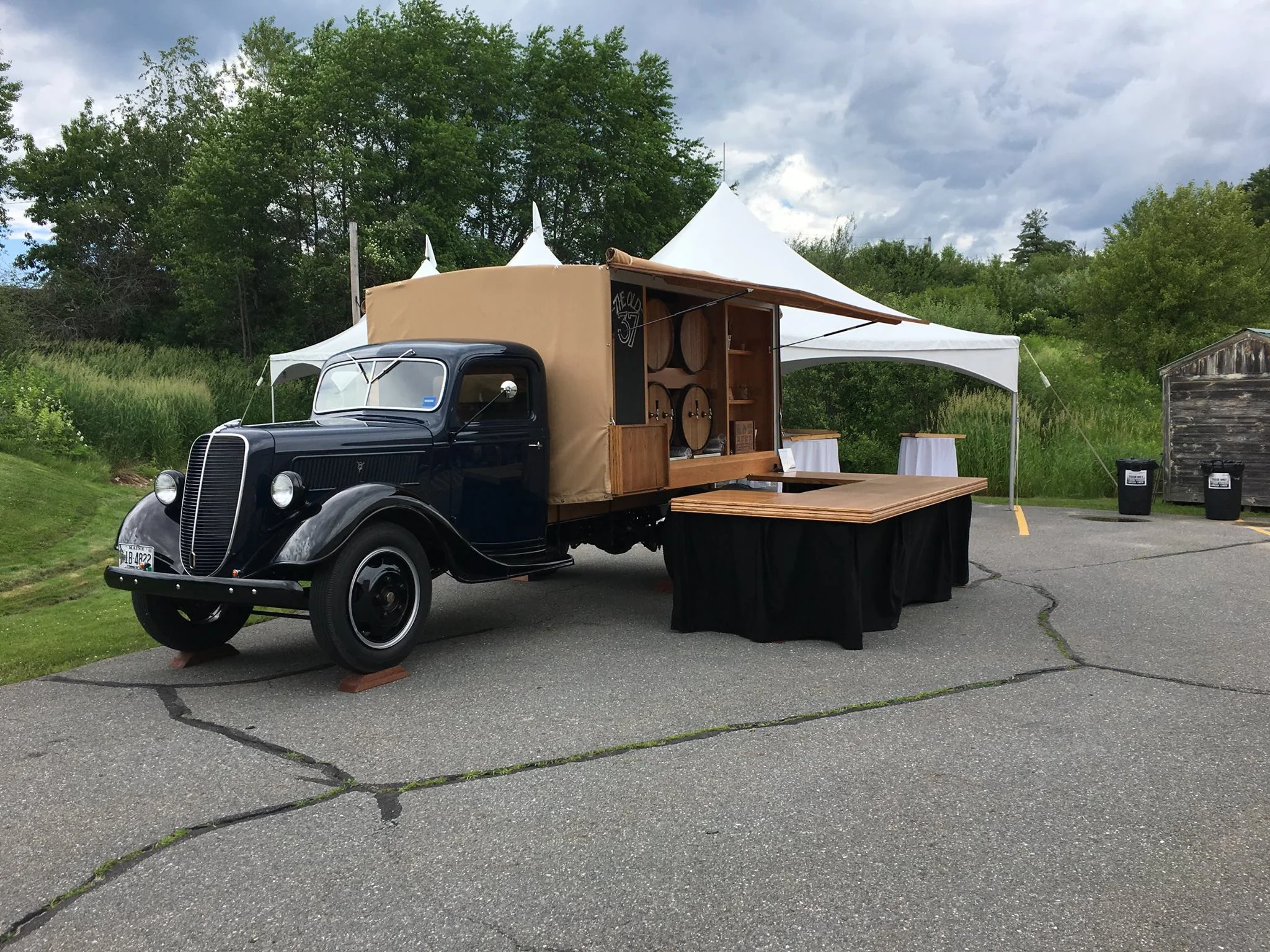 truck 2.jpg