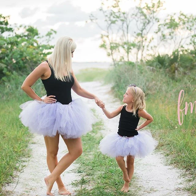 Love when families get a photo session while they are on vacation. #familyphotography #vacationshoot #livewherepeoplevacation #swflphotographer #book #yoursession #family #love #photography
