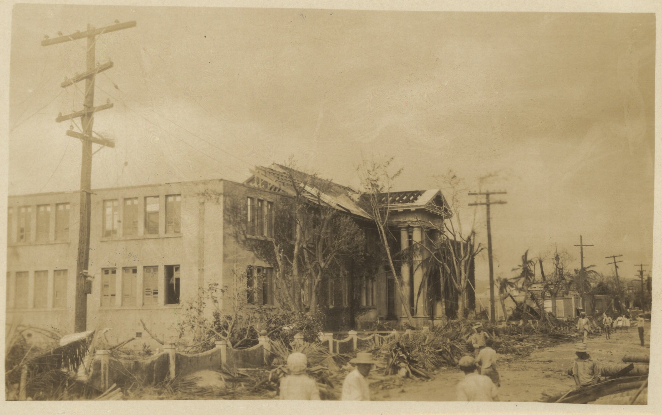 Terremoto y tsunami, 1918 | Huracán San Felipe, 1928