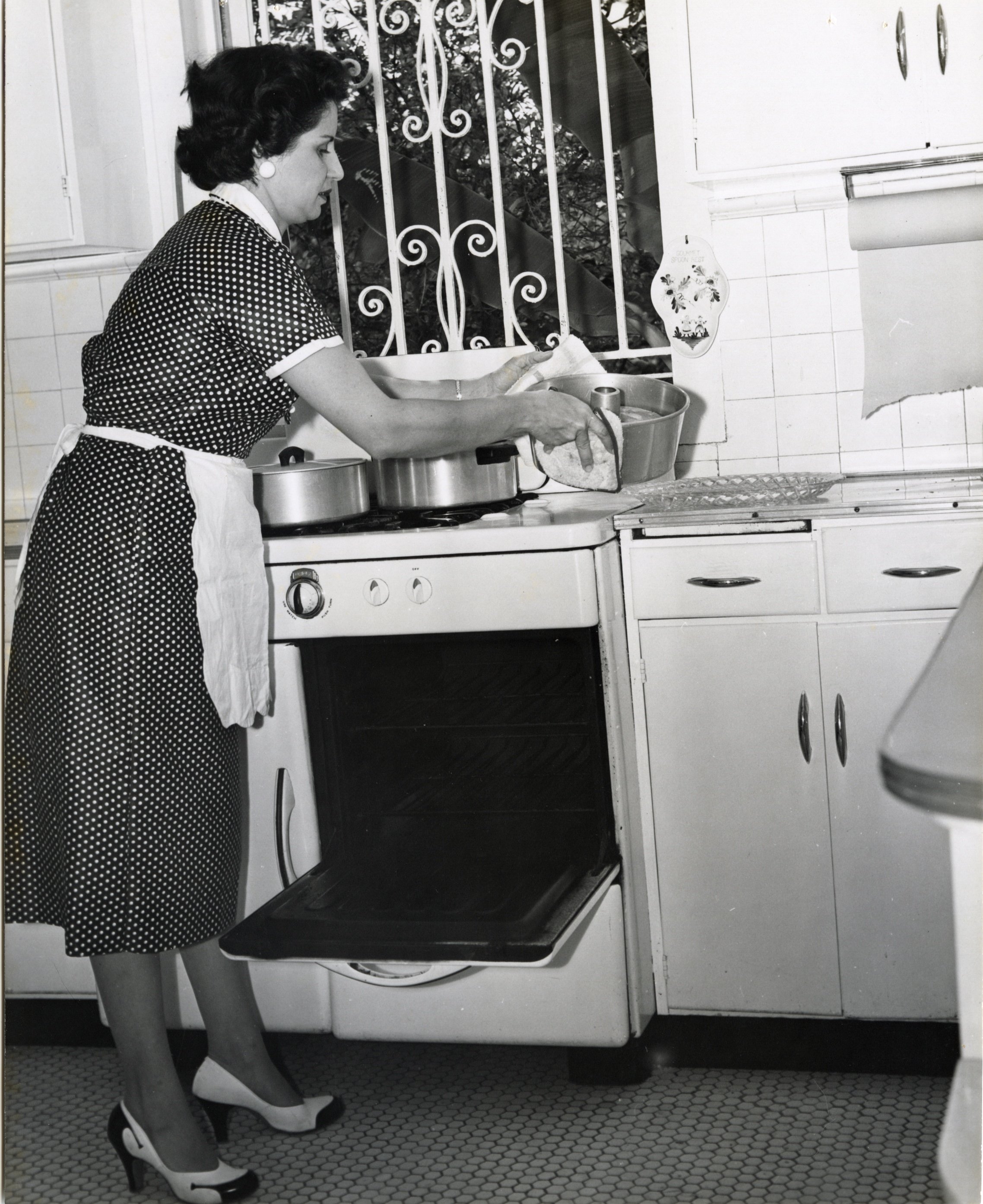 Mujer en la cocina
