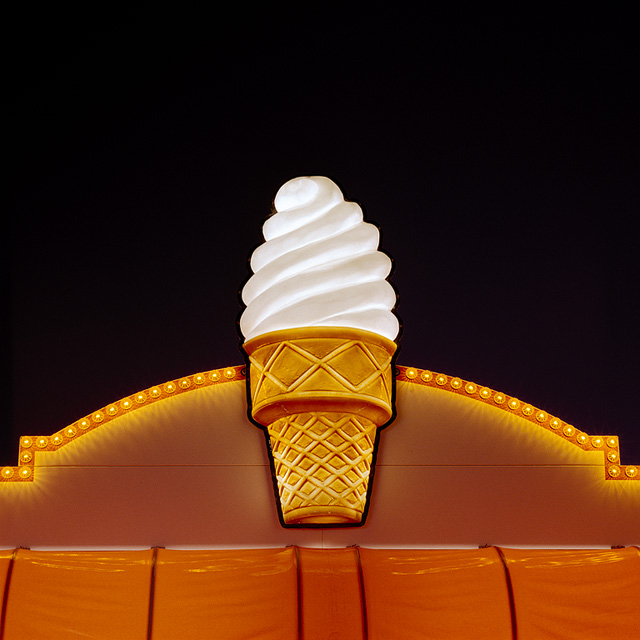 JEFF BROUWS, Ice Cream Cone (from the series Inside the Live Reptile Tent), 1987