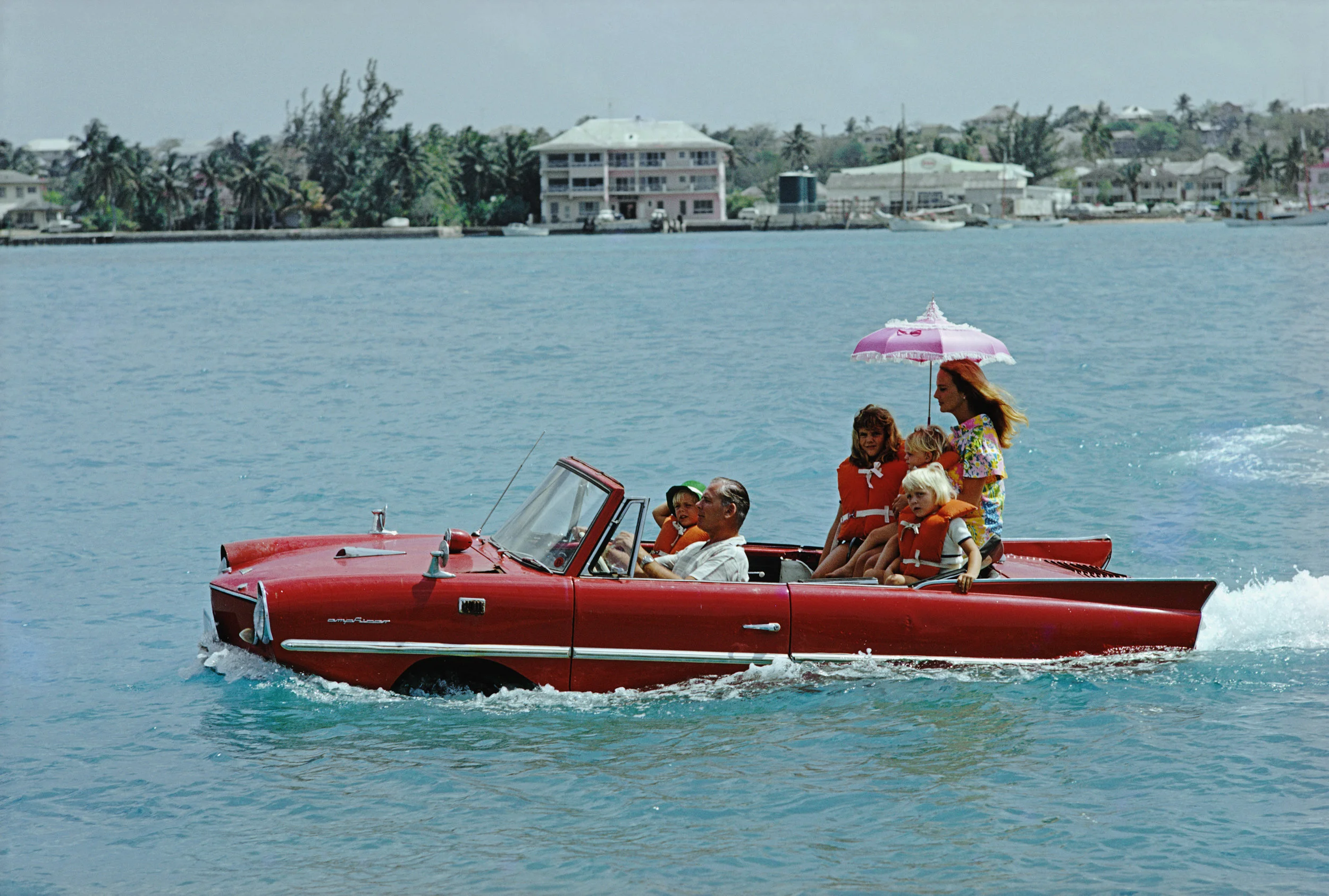 SLIM AARONS, Sea Drive , 1967, courtesy Getty Image Archive