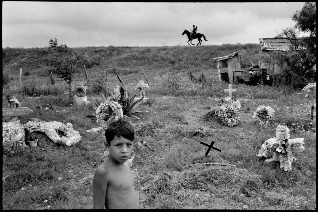 ALEX WEBB, La Calle, Matamoros, Mexico, 1978