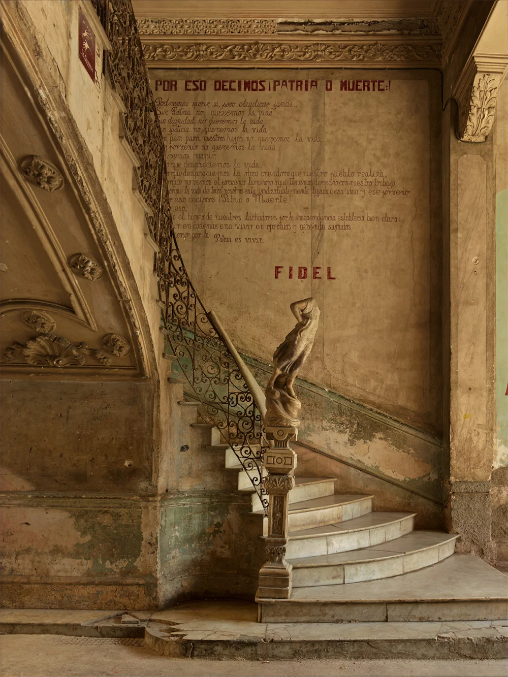MICHAEL EASTMAN, Fidel's Last Stairwell , 2014
