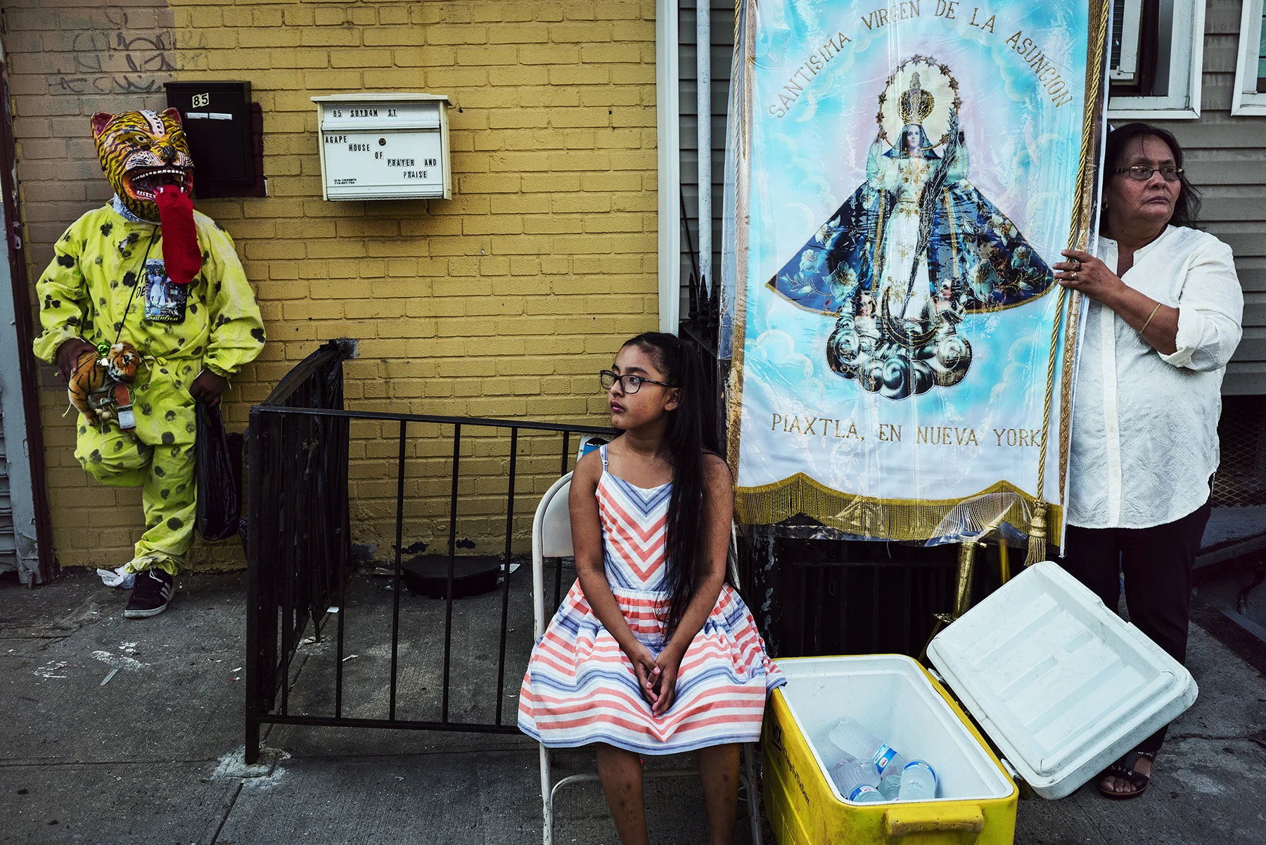 ALEX WEBB, Bushwick Assumption Day , 2017