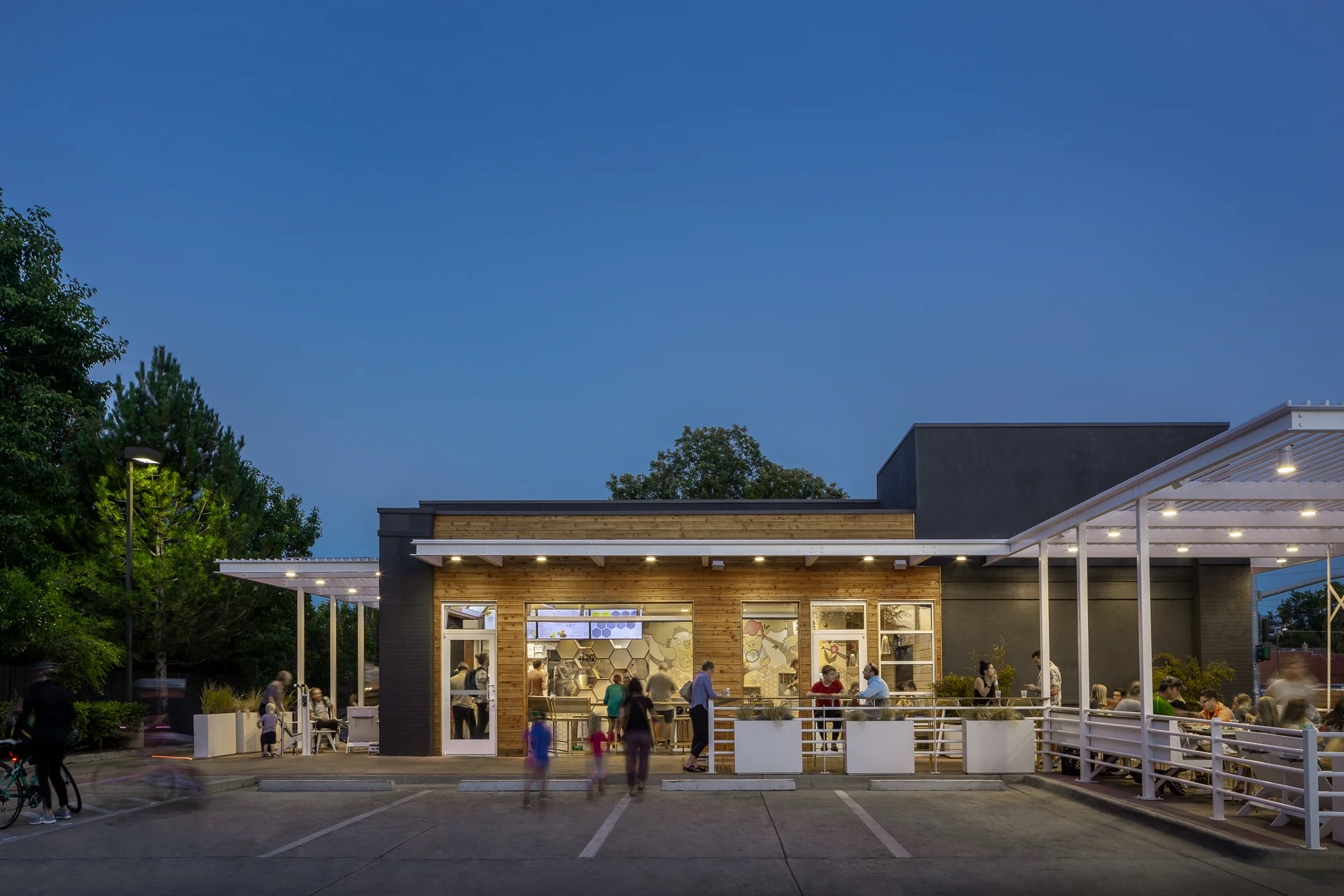 BIRDCALL_Housefish_FINALS Web-Res_03.jpg