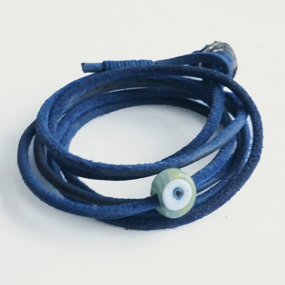 blue1web.jpg
