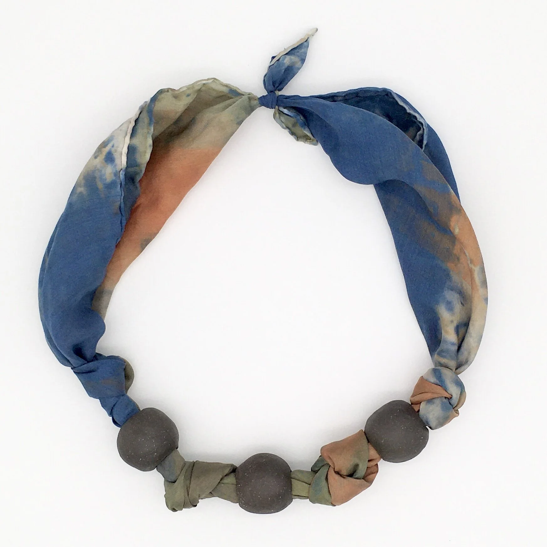 4268F233-6658-438A-9816-C34C4D740319