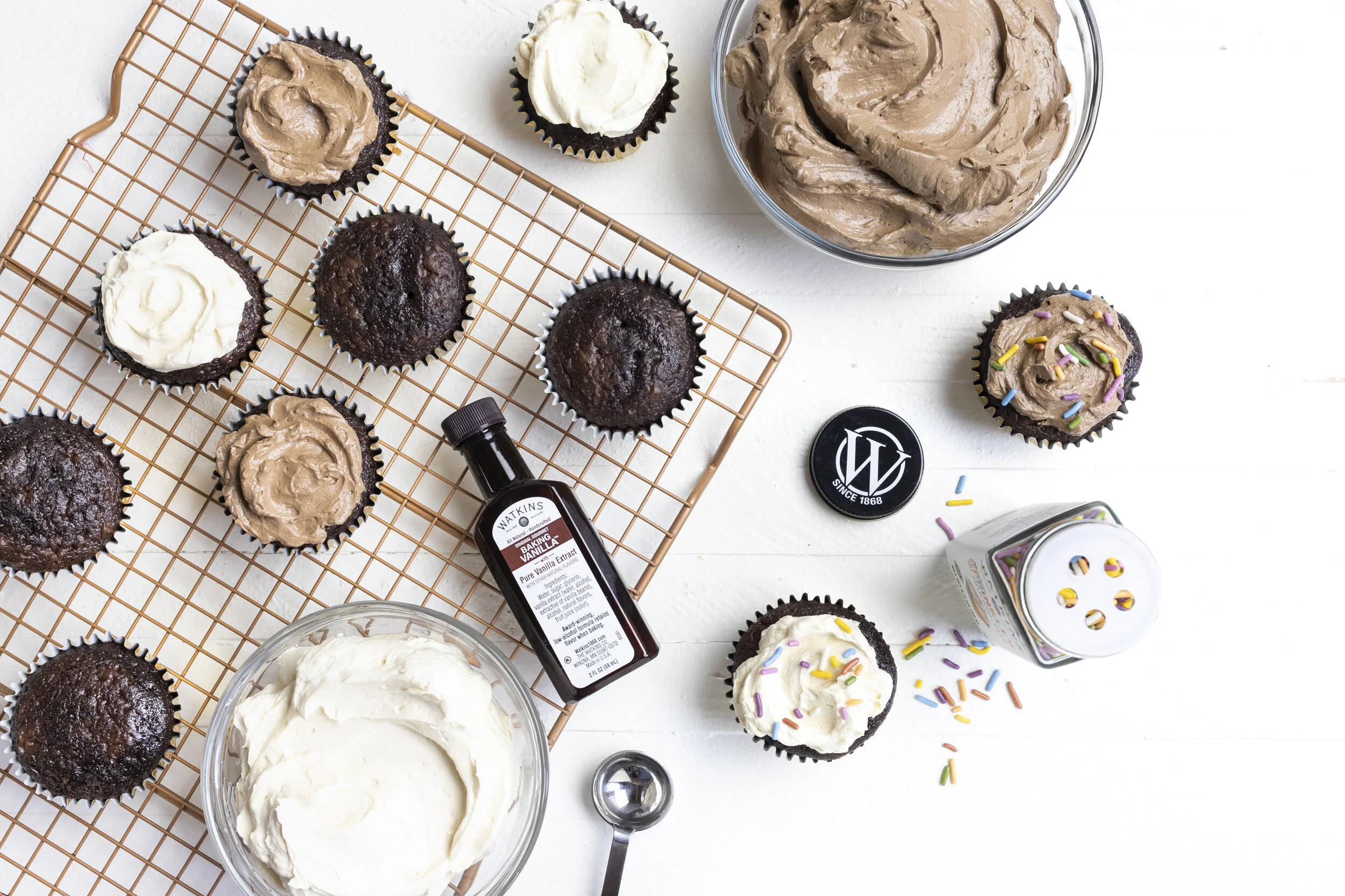 Watkins_Cupcakes_FullFrame_01.JPG