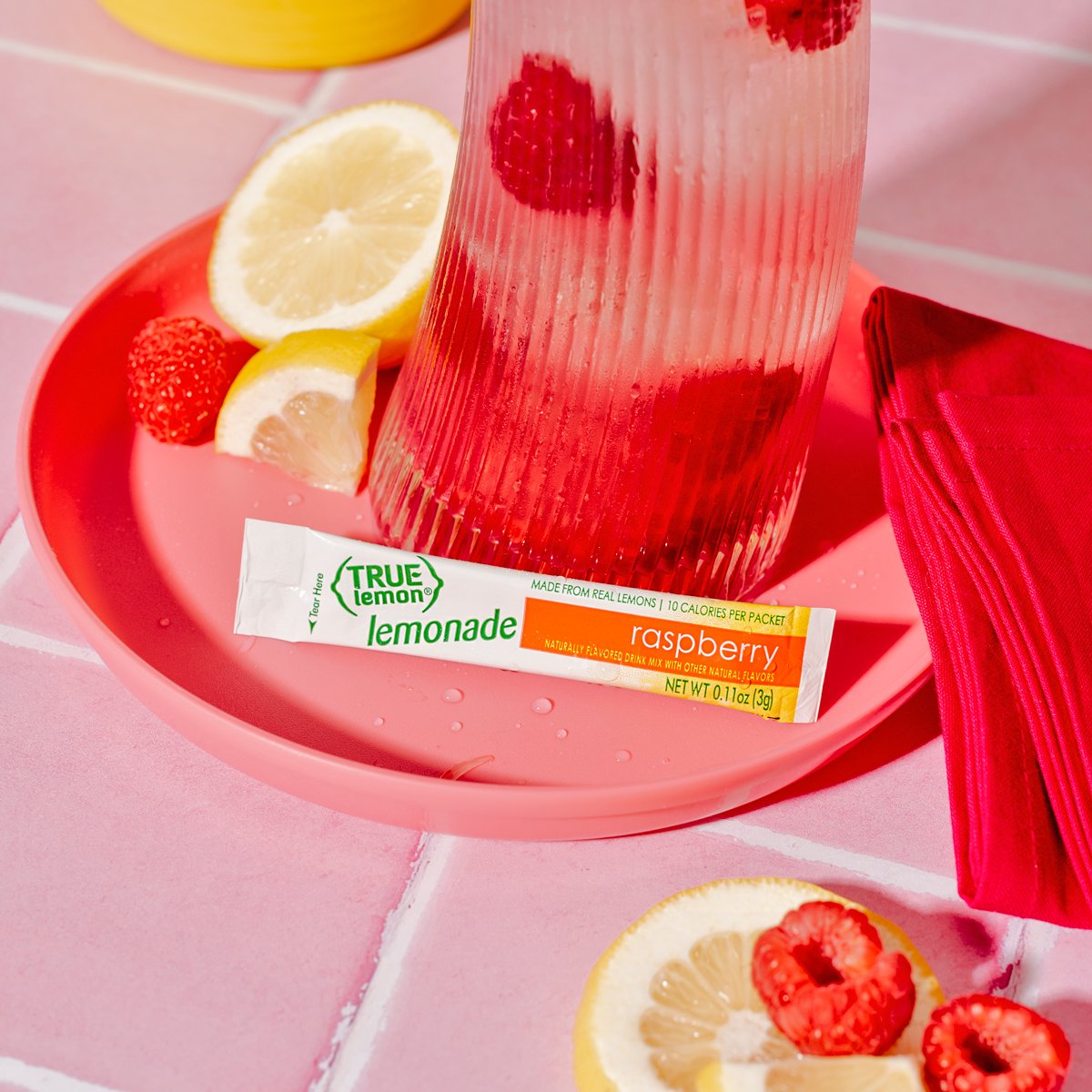 True-Citrus-Raspberry-Lemonade-03.jpg