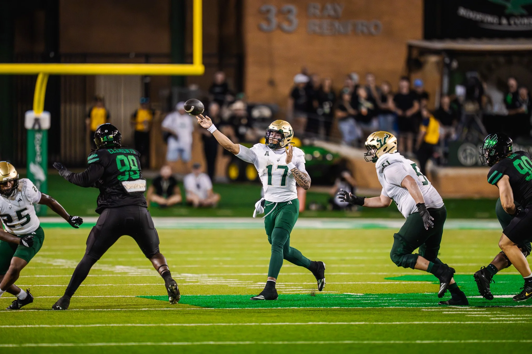 USF00297.jpg