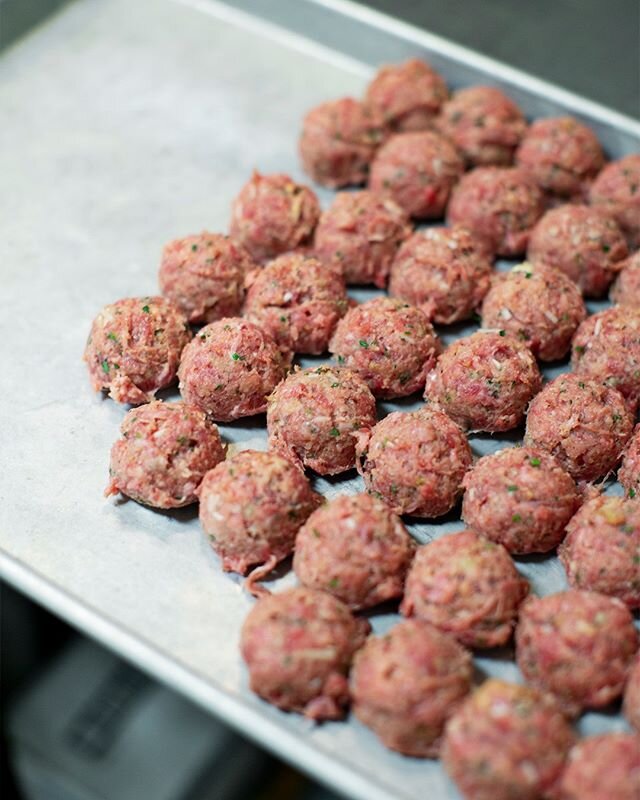 Rolled and ready for the weekend! We are OPEN TODAY and starting this weekend SUNDAYS too!! .
.
.
.
.
.
.
.
#brodersrestaurants #broderspastabar #broders #since1994 #familyowned #supportlocal #meatballs #freshpasta #eatdrinkdishmpls #mpls #mspmag #be